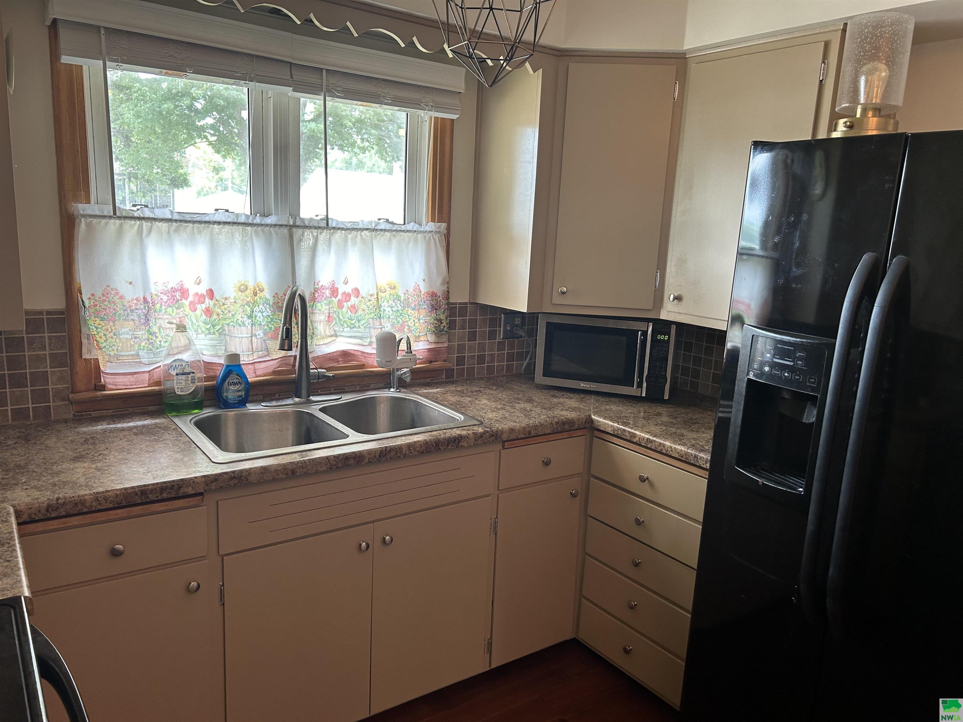 MLS #825699