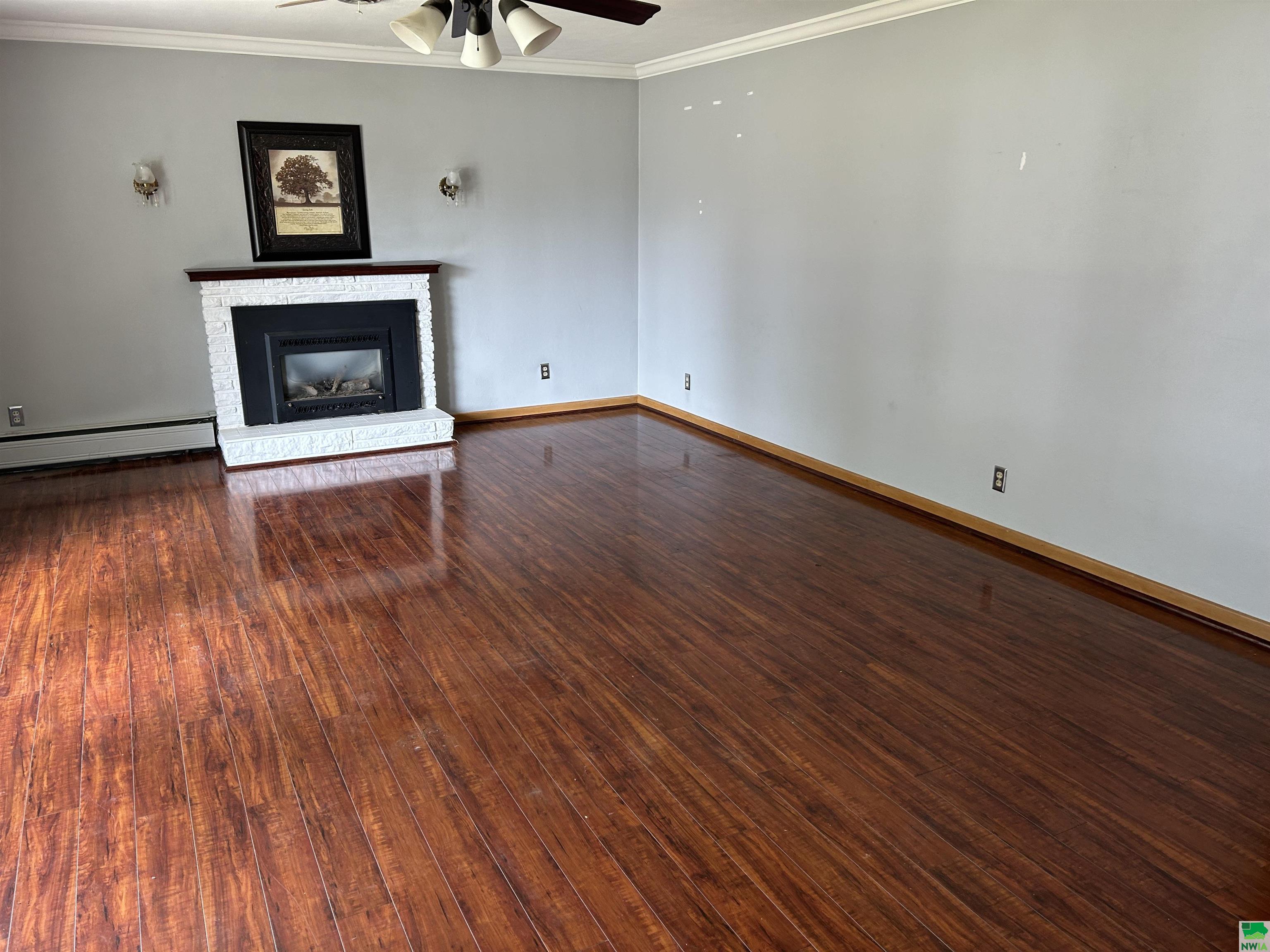 MLS #825699