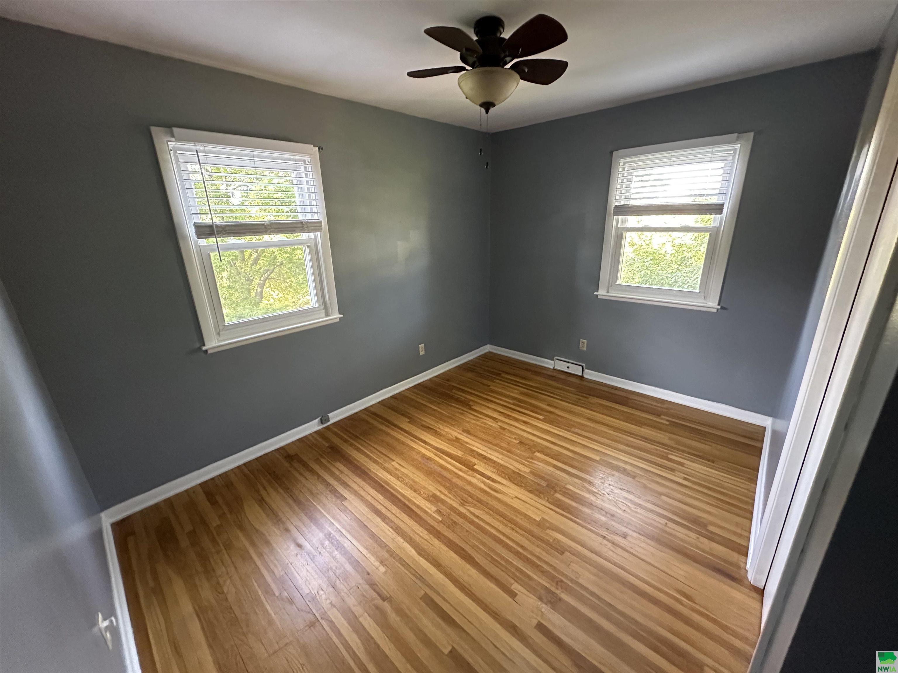 MLS #825706