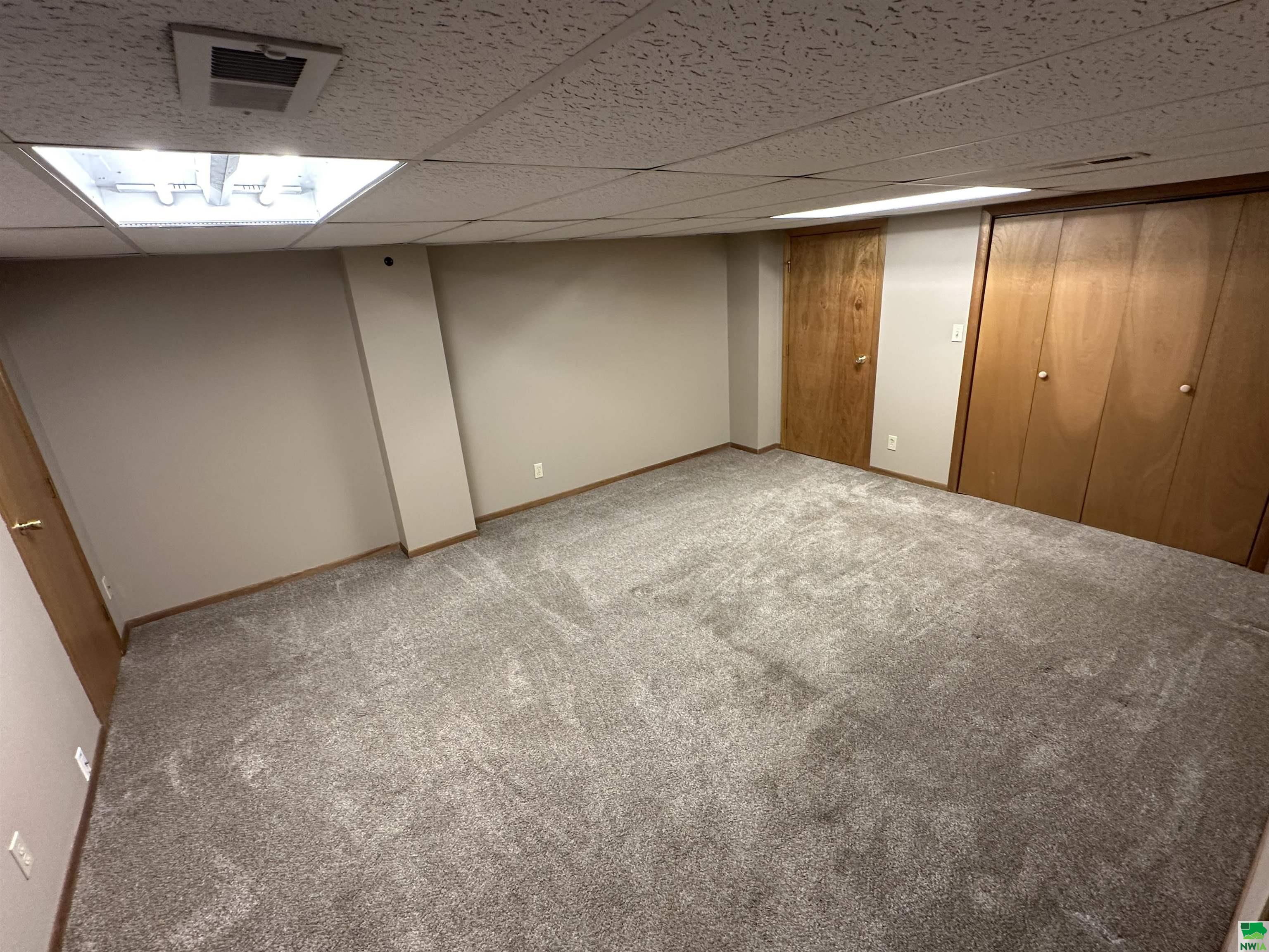 MLS #825706