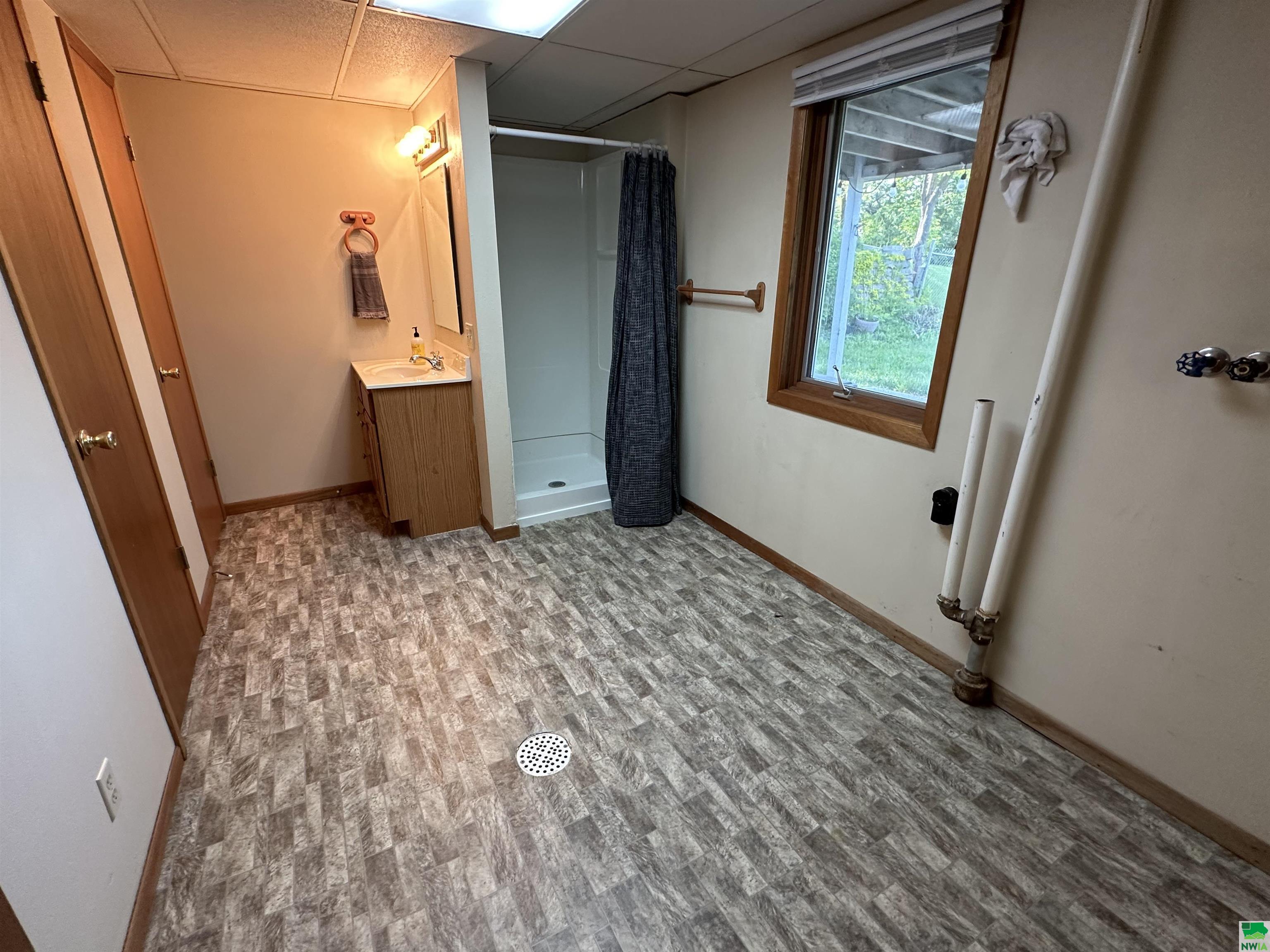 MLS #825706