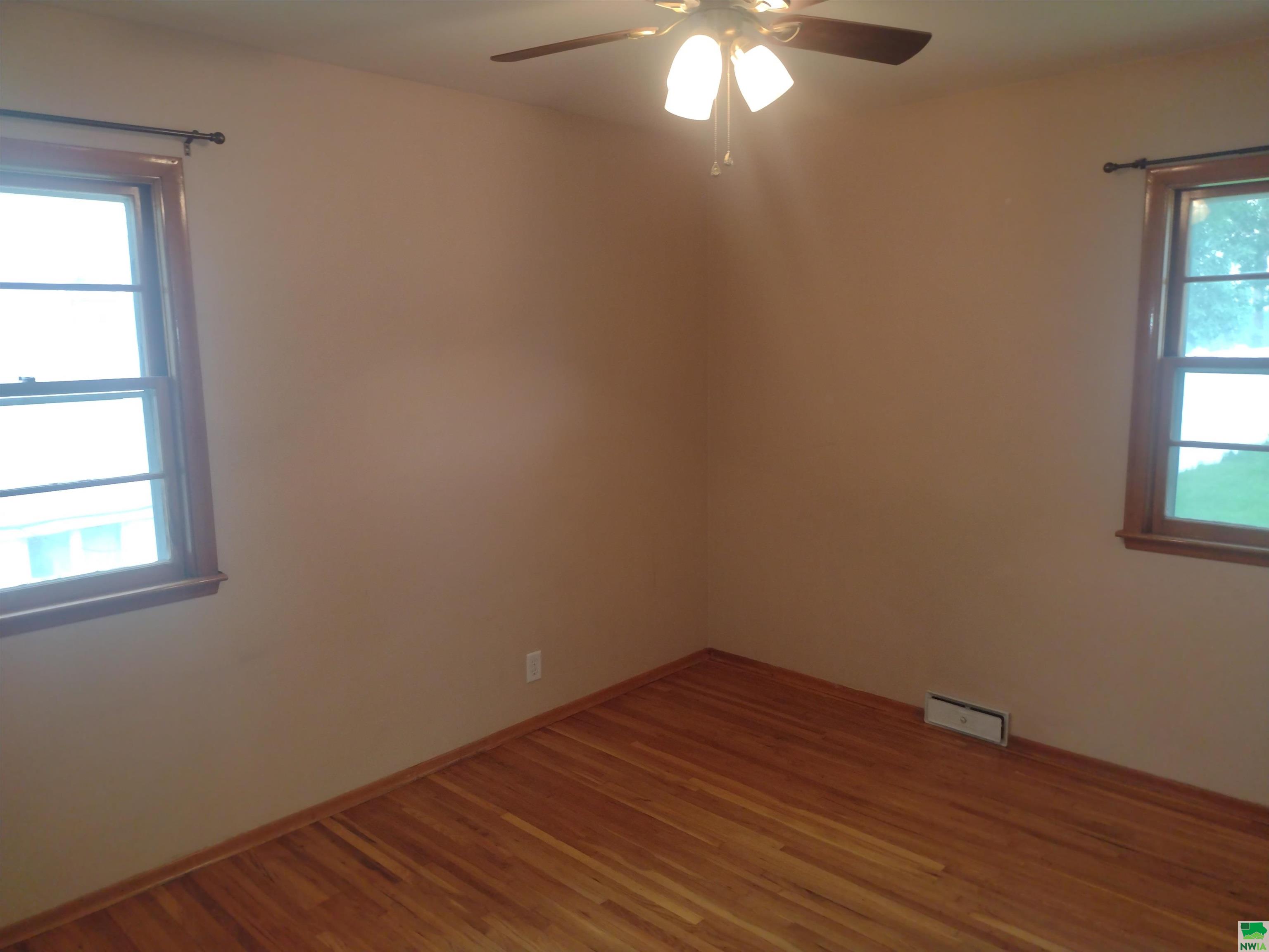 MLS #825708