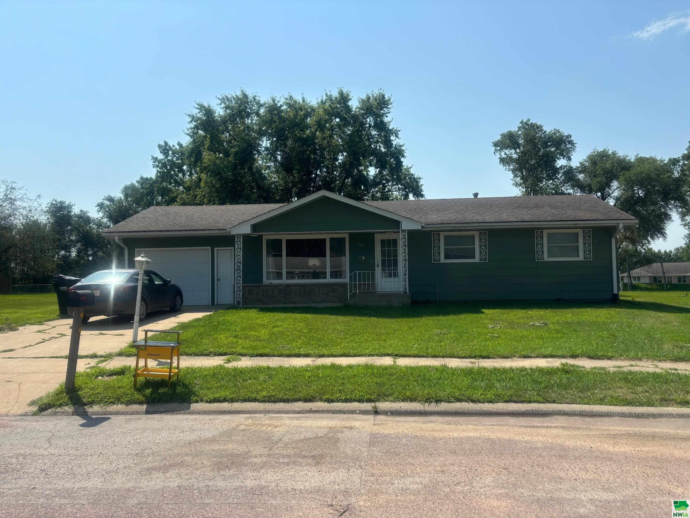 525 Craig Dr. S, Cherokee, IA 51012 