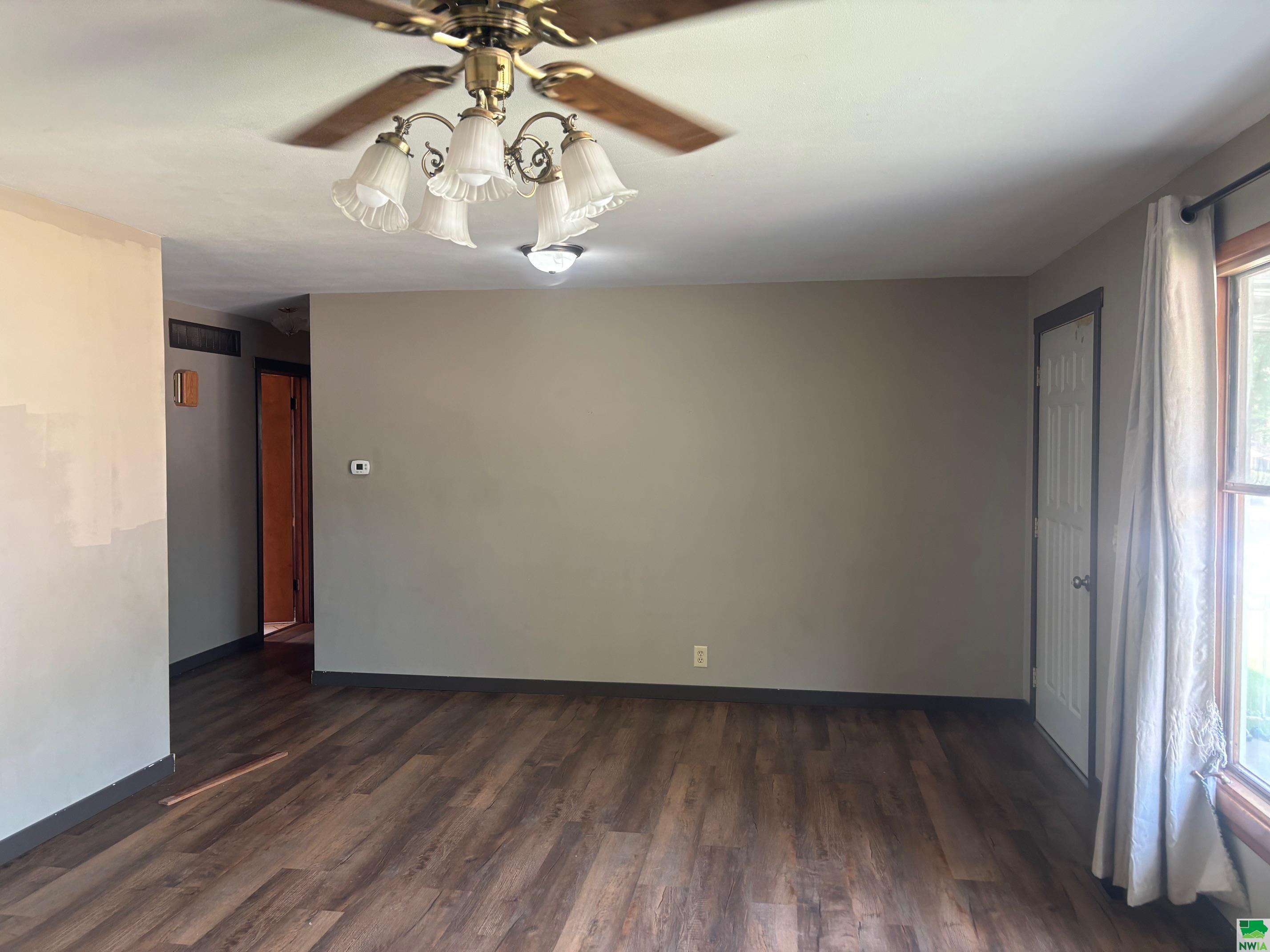 MLS #825709