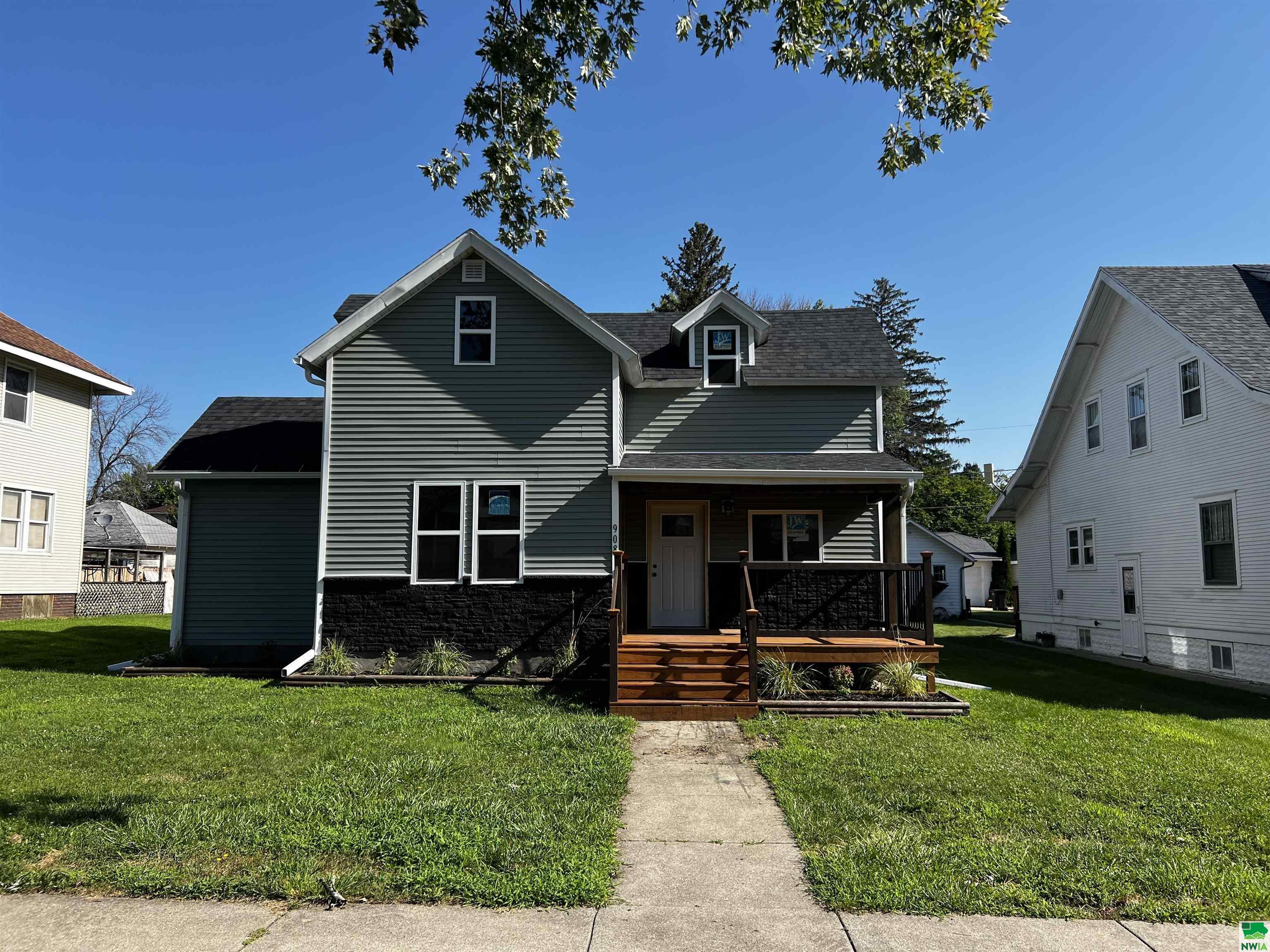 MLS #825724