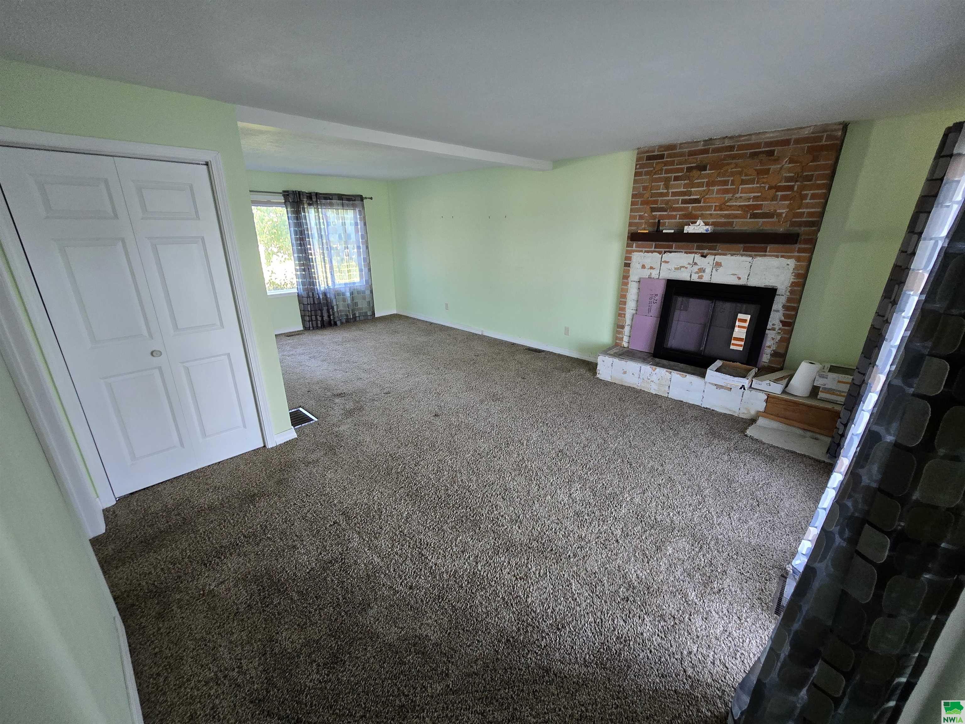 MLS #825725