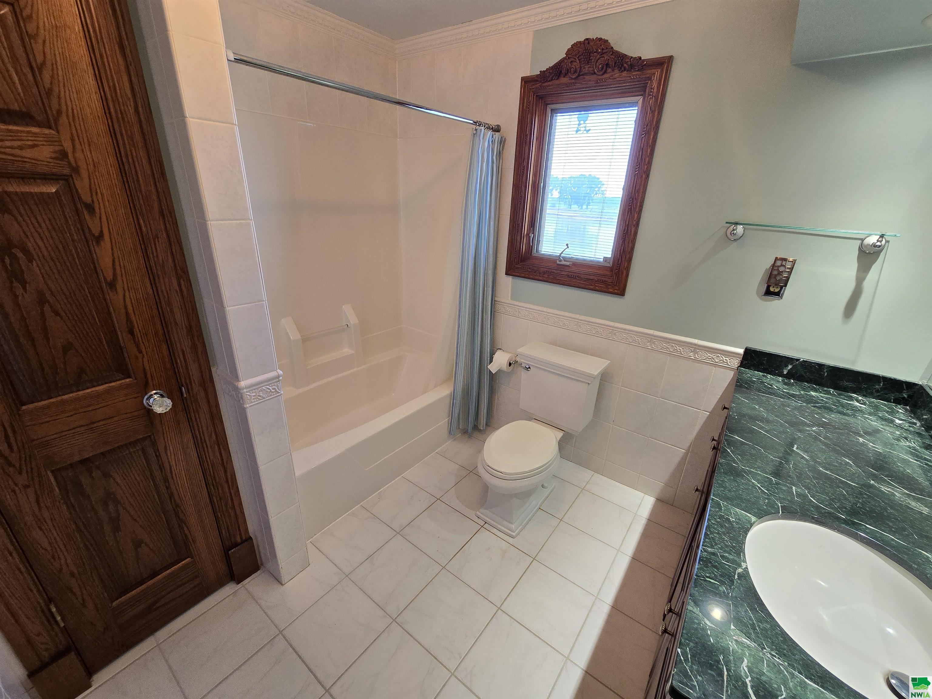 MLS #825725