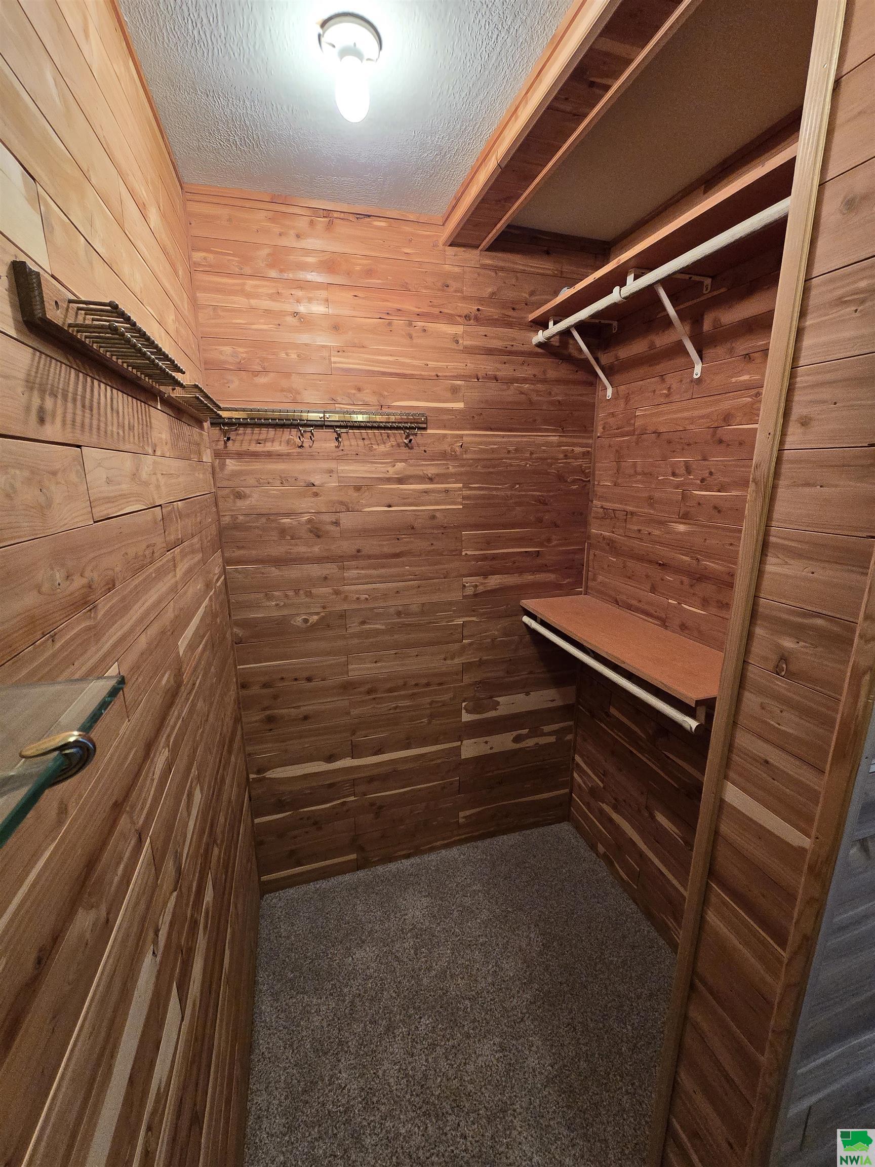 MLS #825725