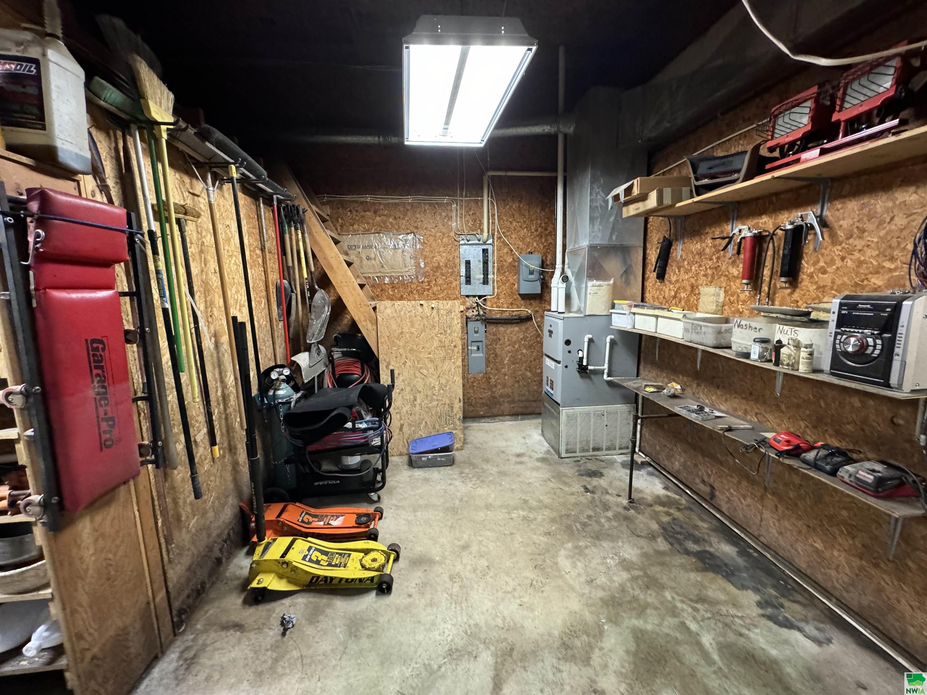 MLS #825730