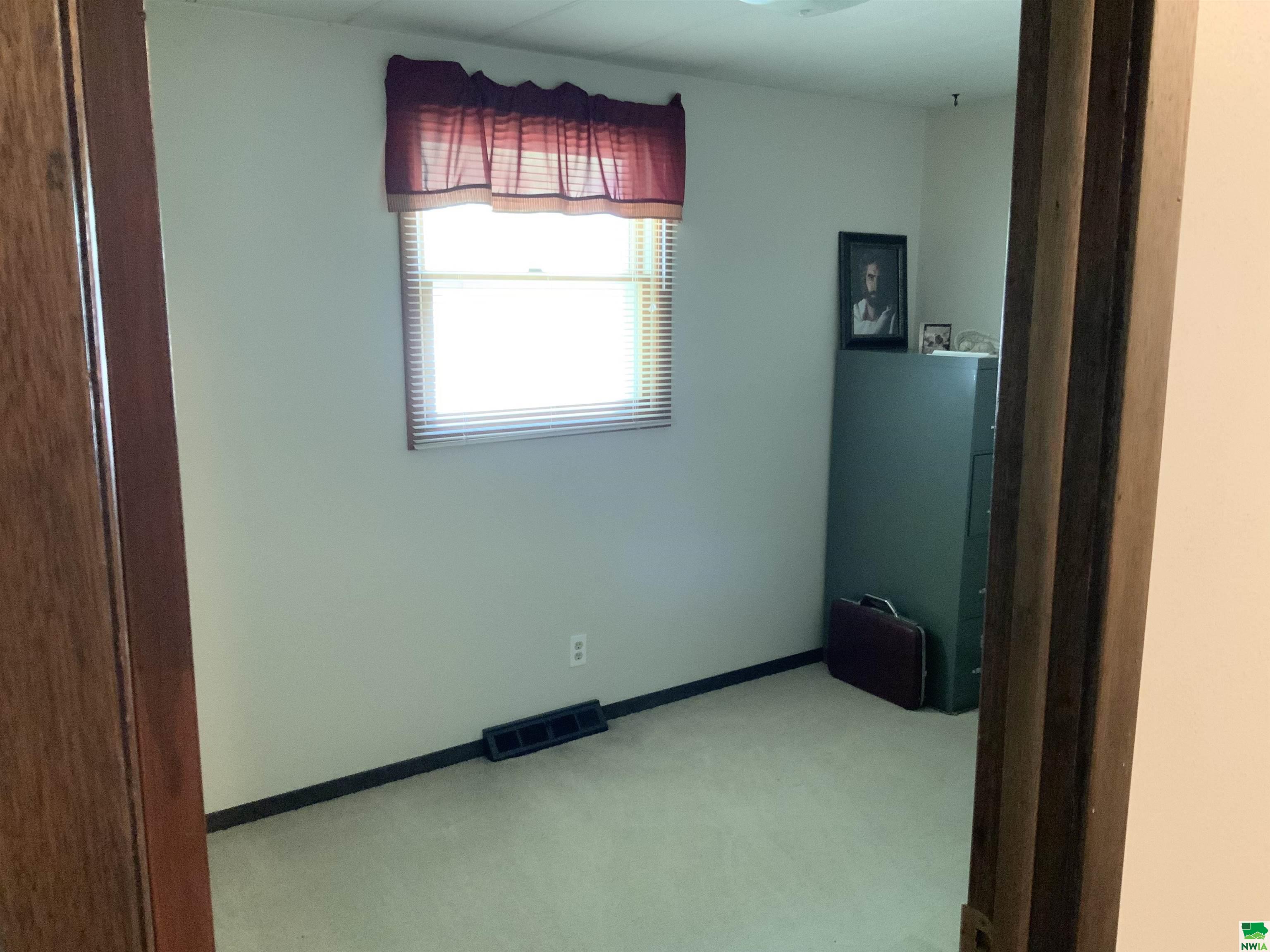 MLS #825740