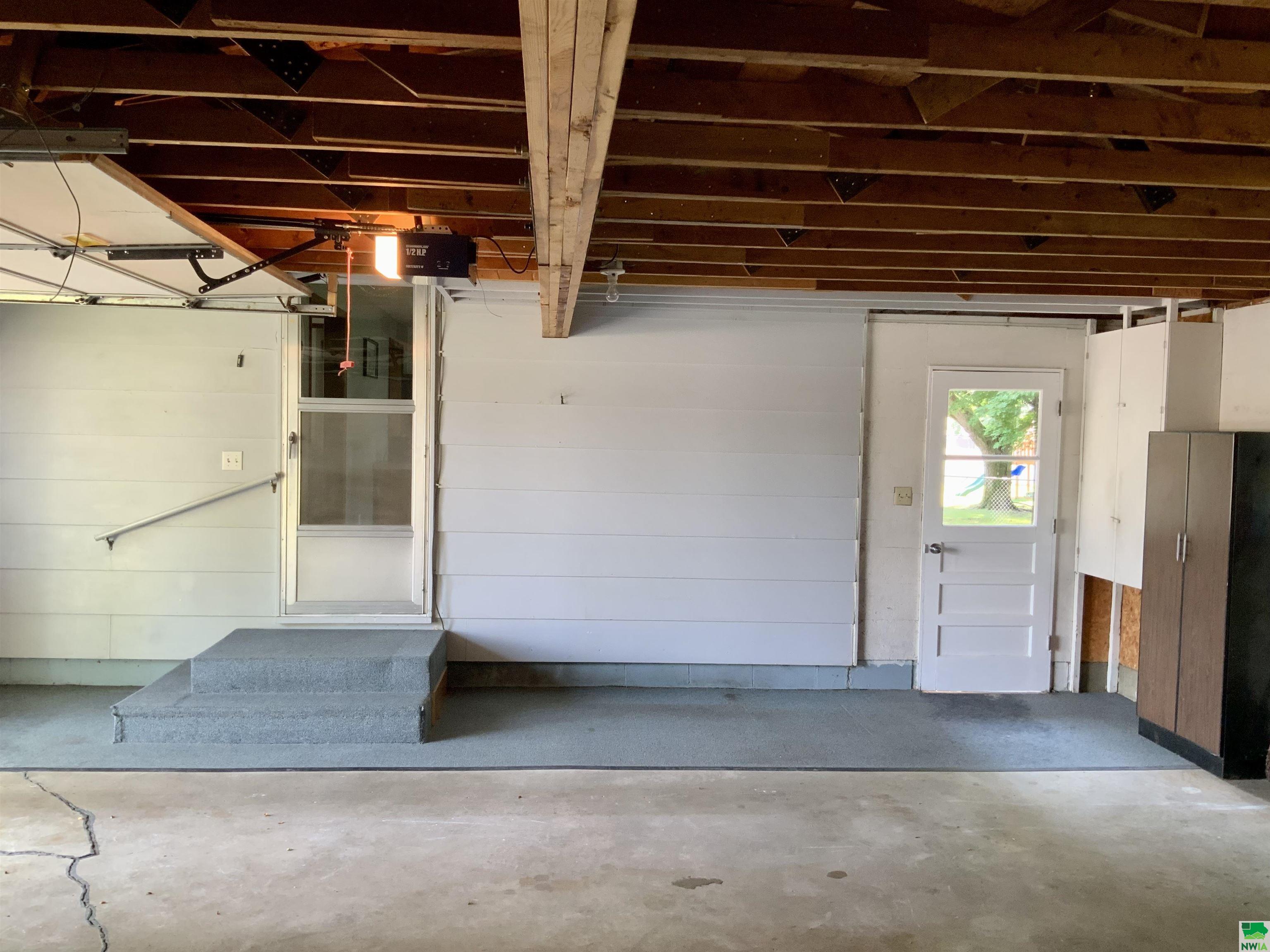 MLS #825740