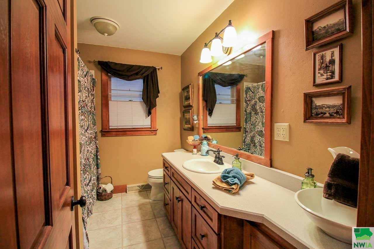 MLS #825747