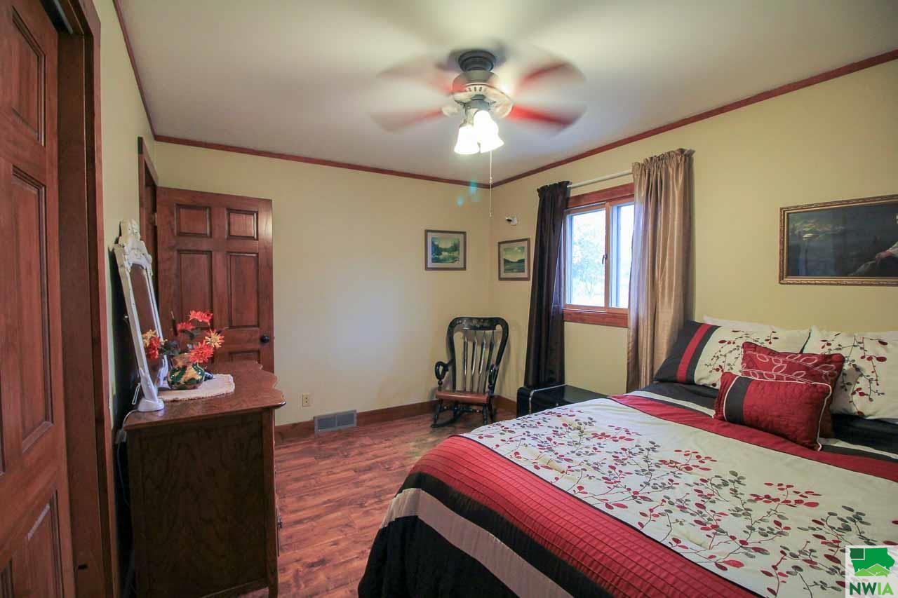 MLS #825747