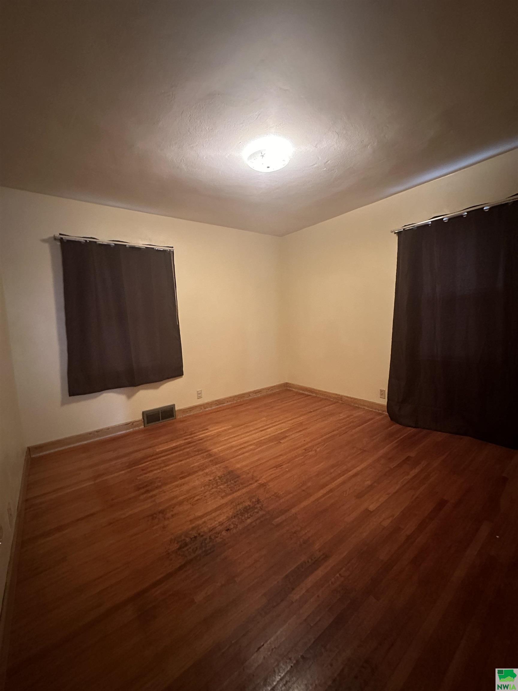 MLS #825754