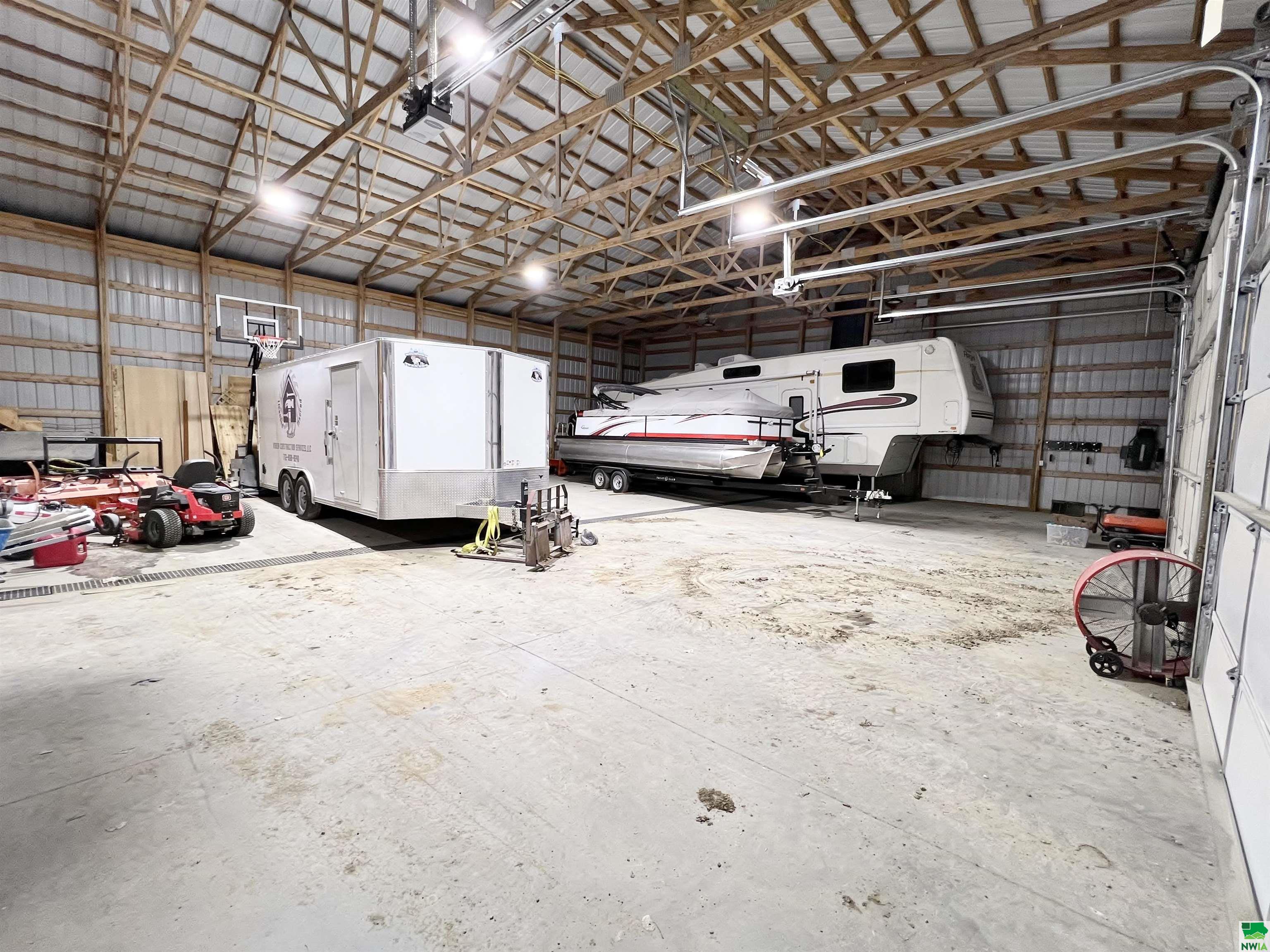 MLS #825756