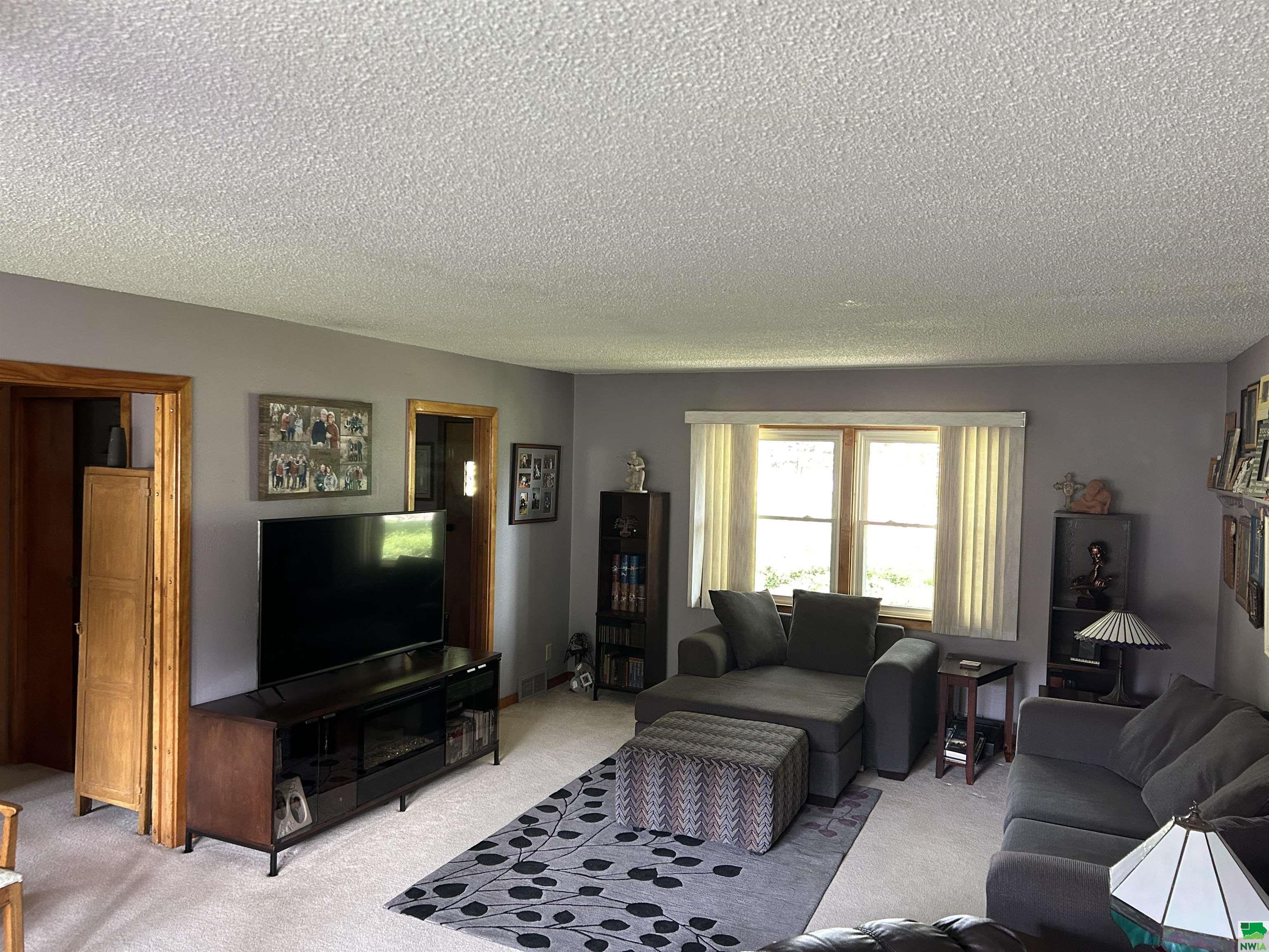 MLS #825768