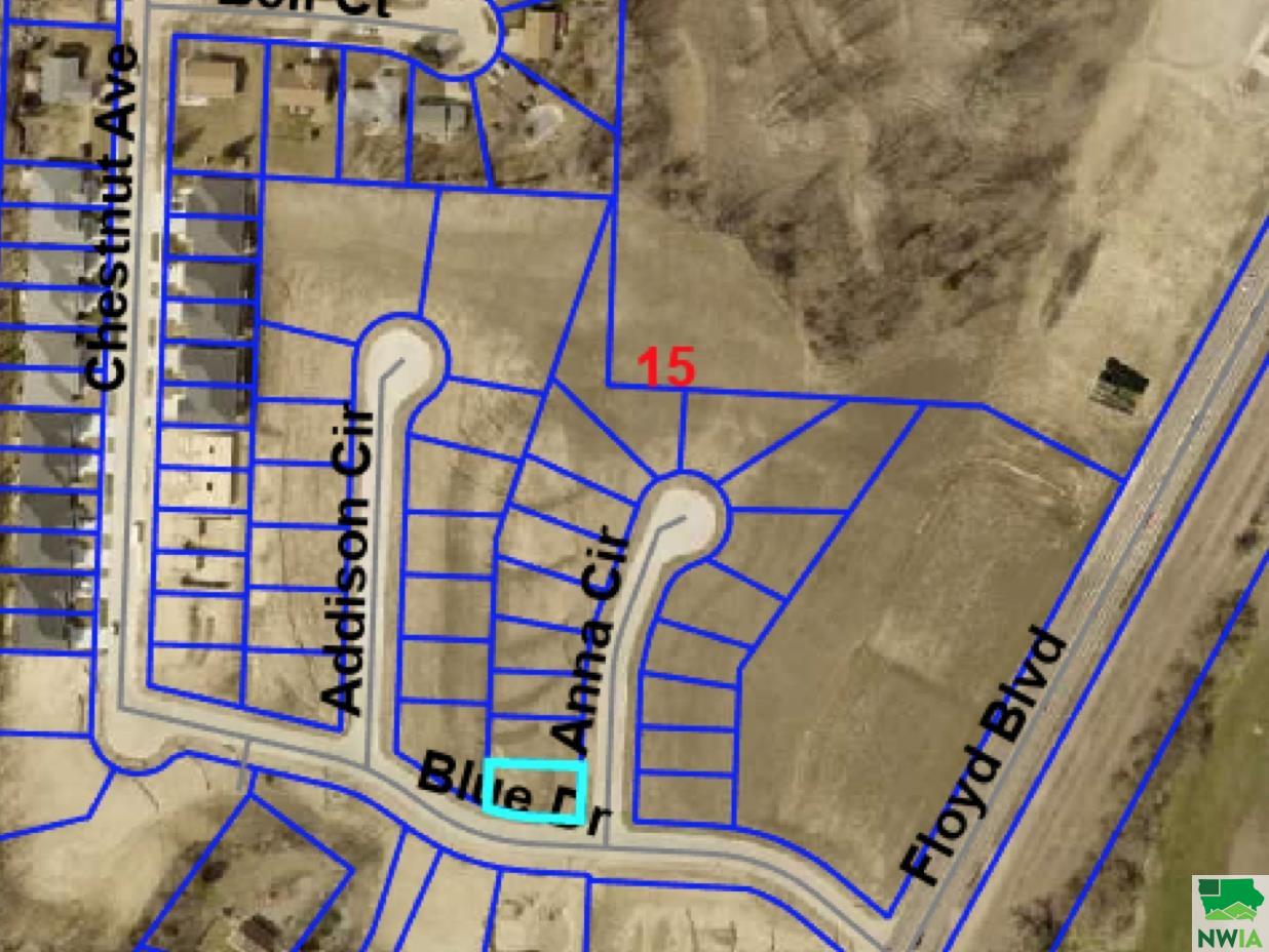 2900 Anna Cir, Sioux City, IA 51104 