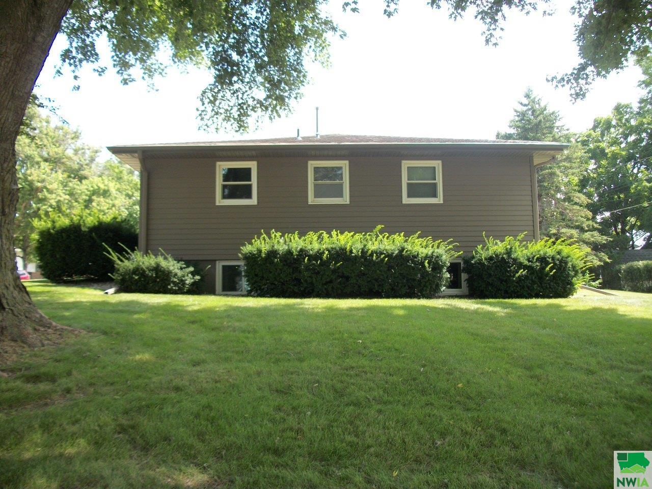 MLS #825801