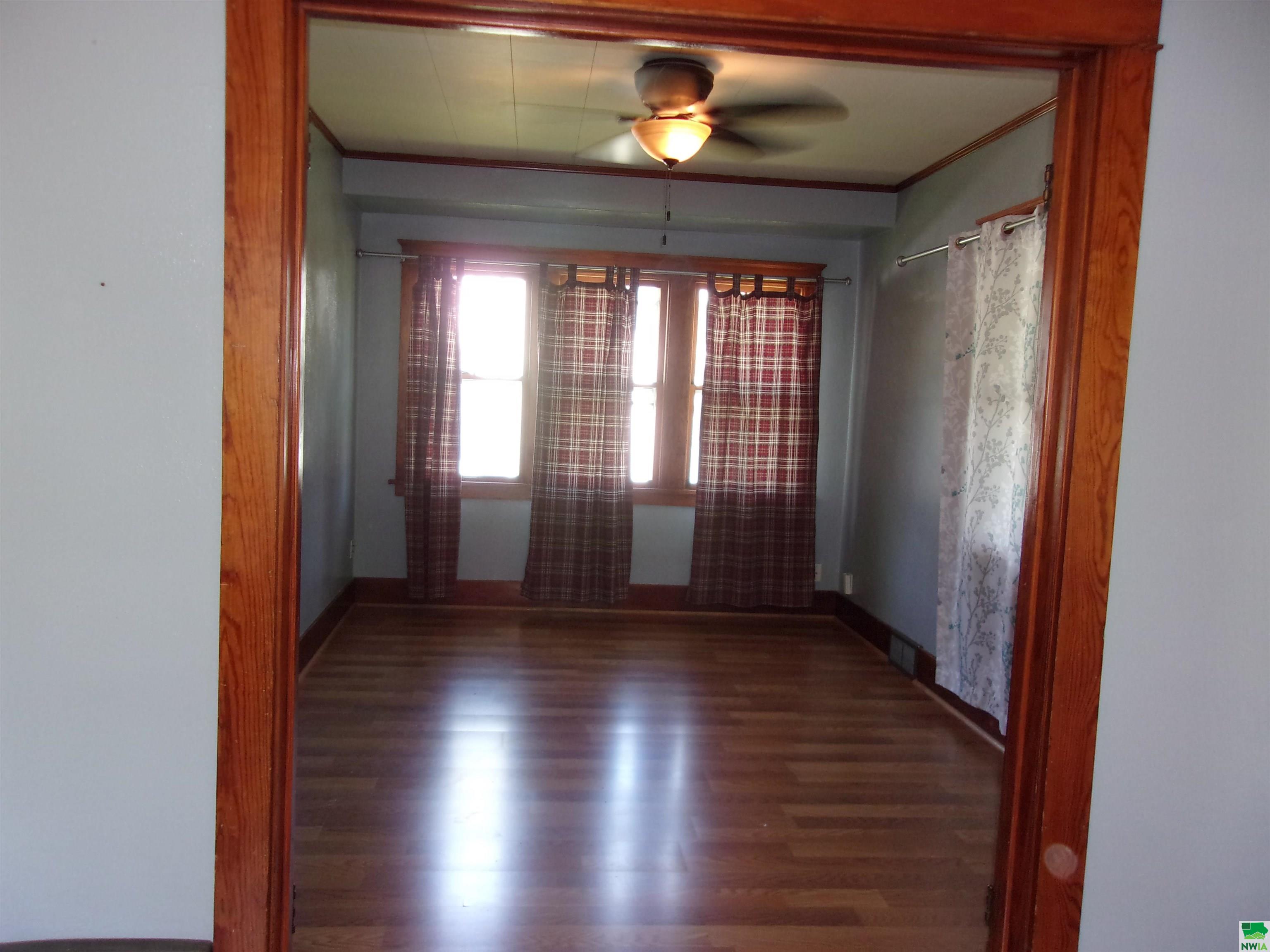 MLS #825811