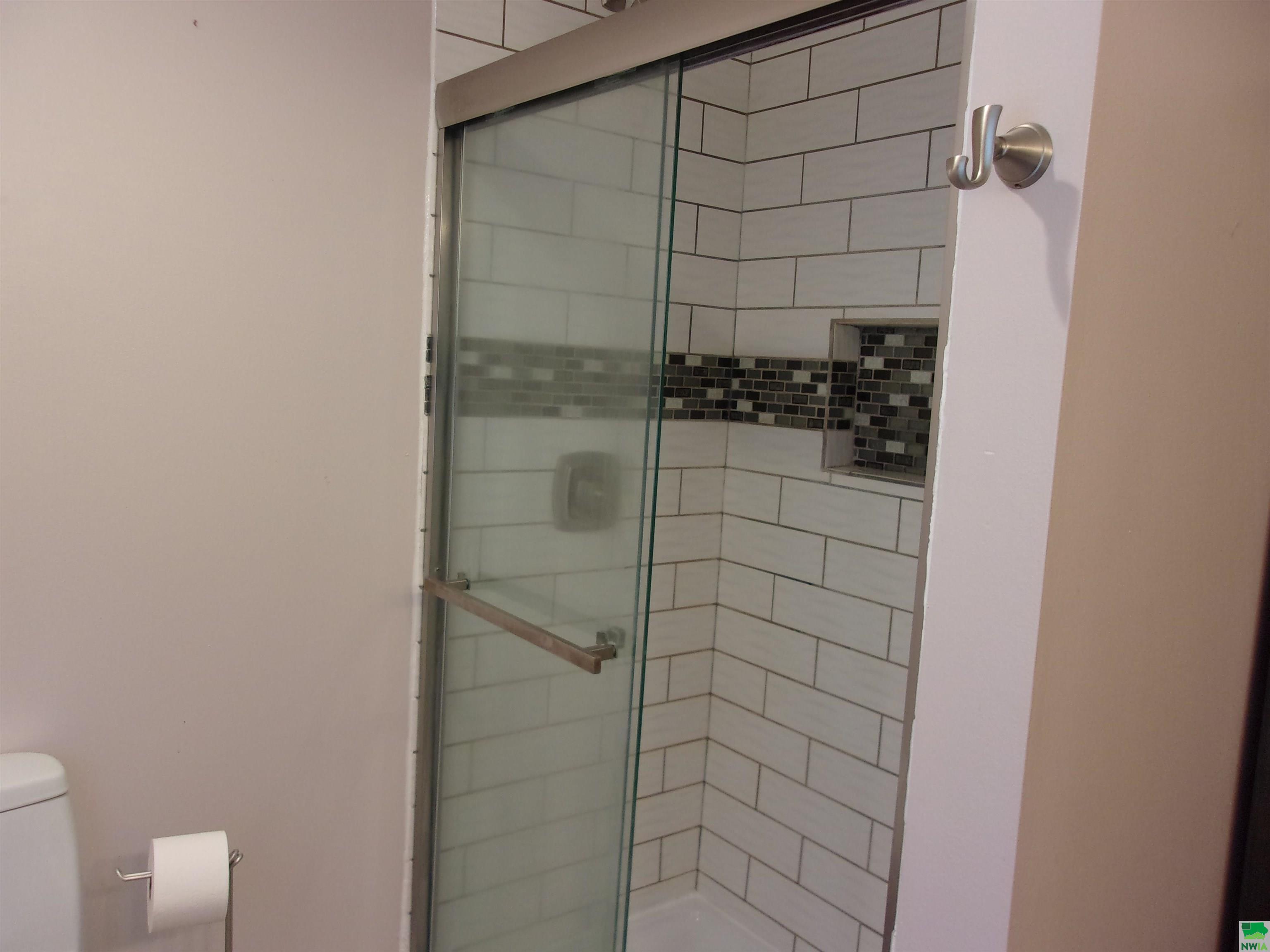 MLS #825811