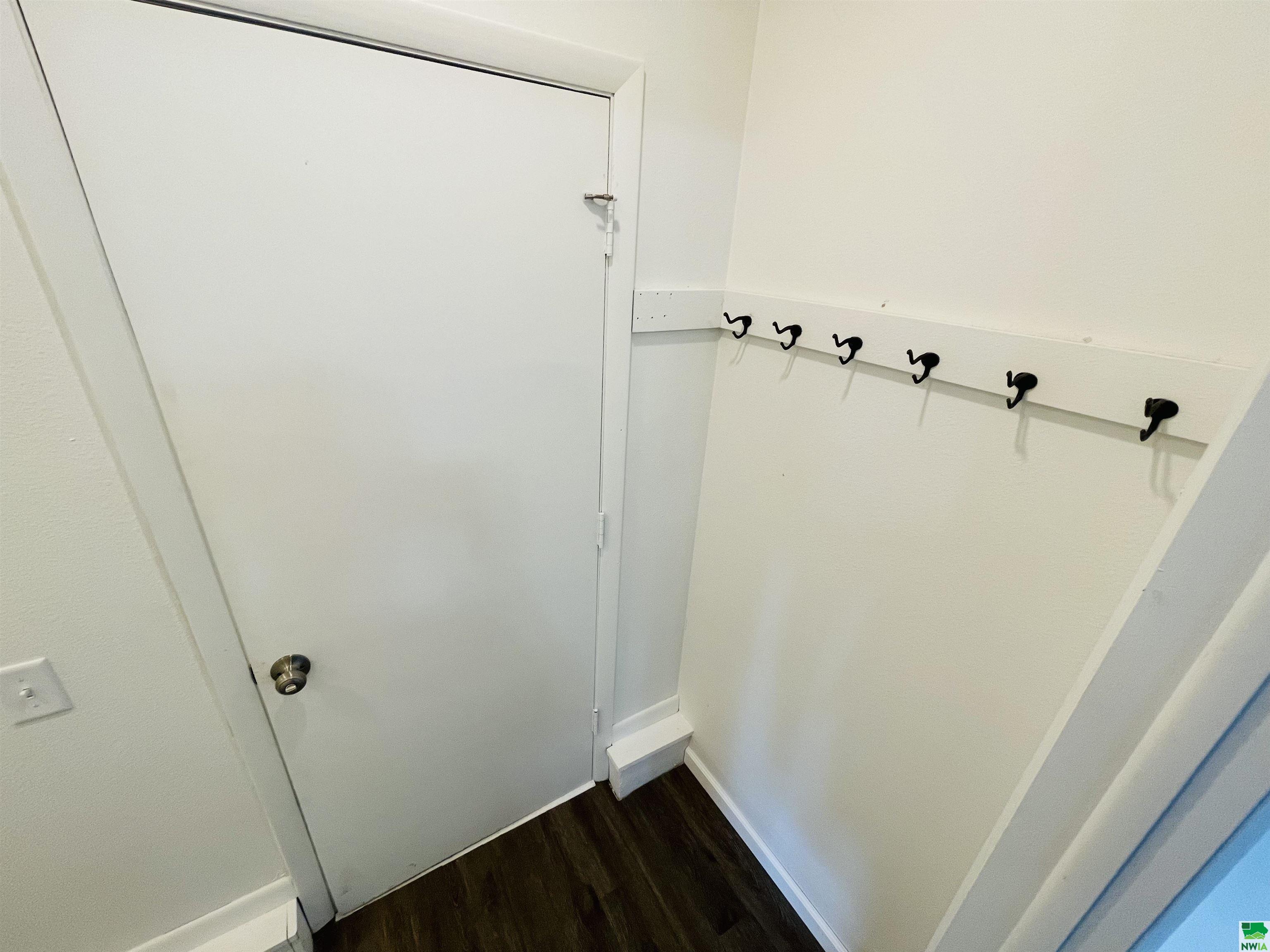 MLS #825812