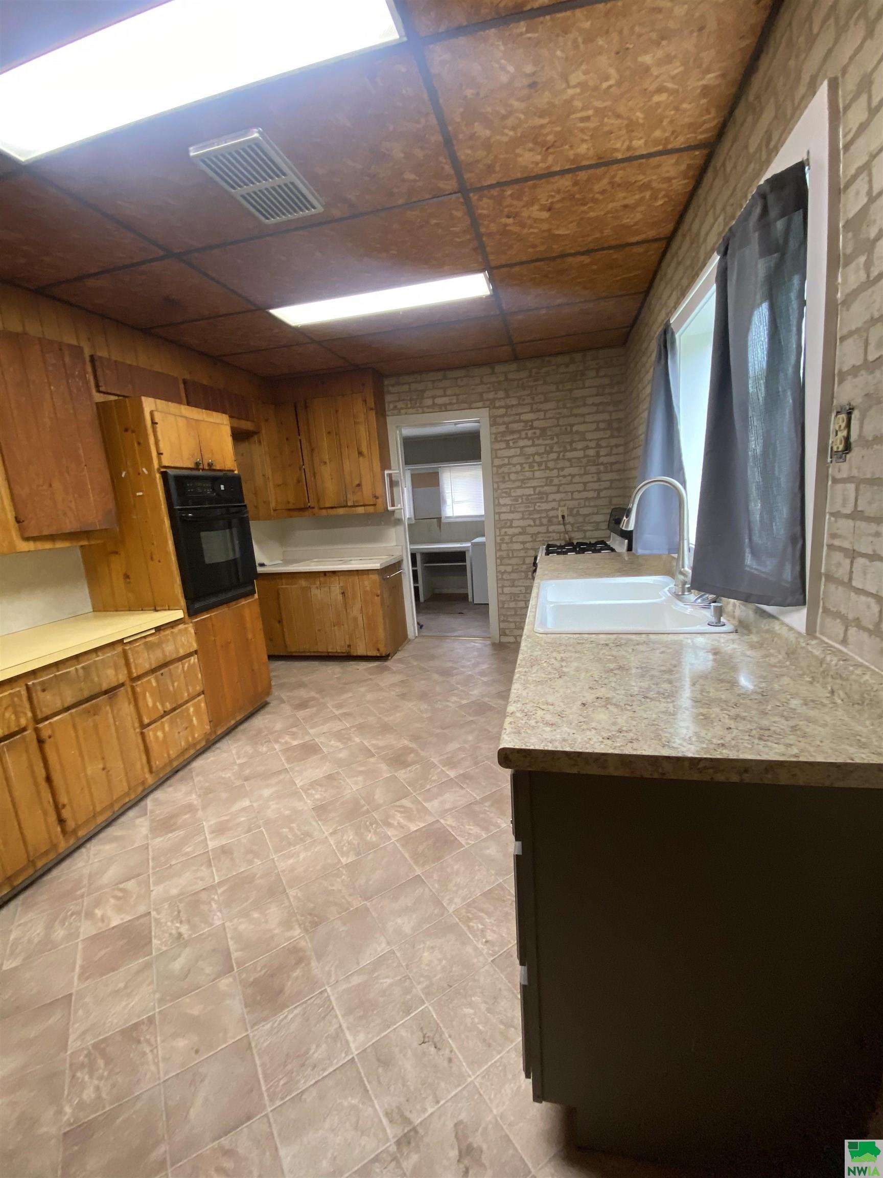 MLS #825849