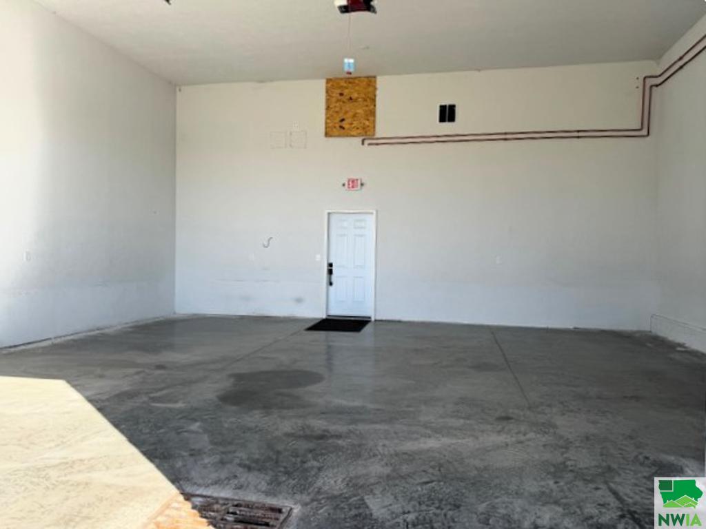 MLS #825852