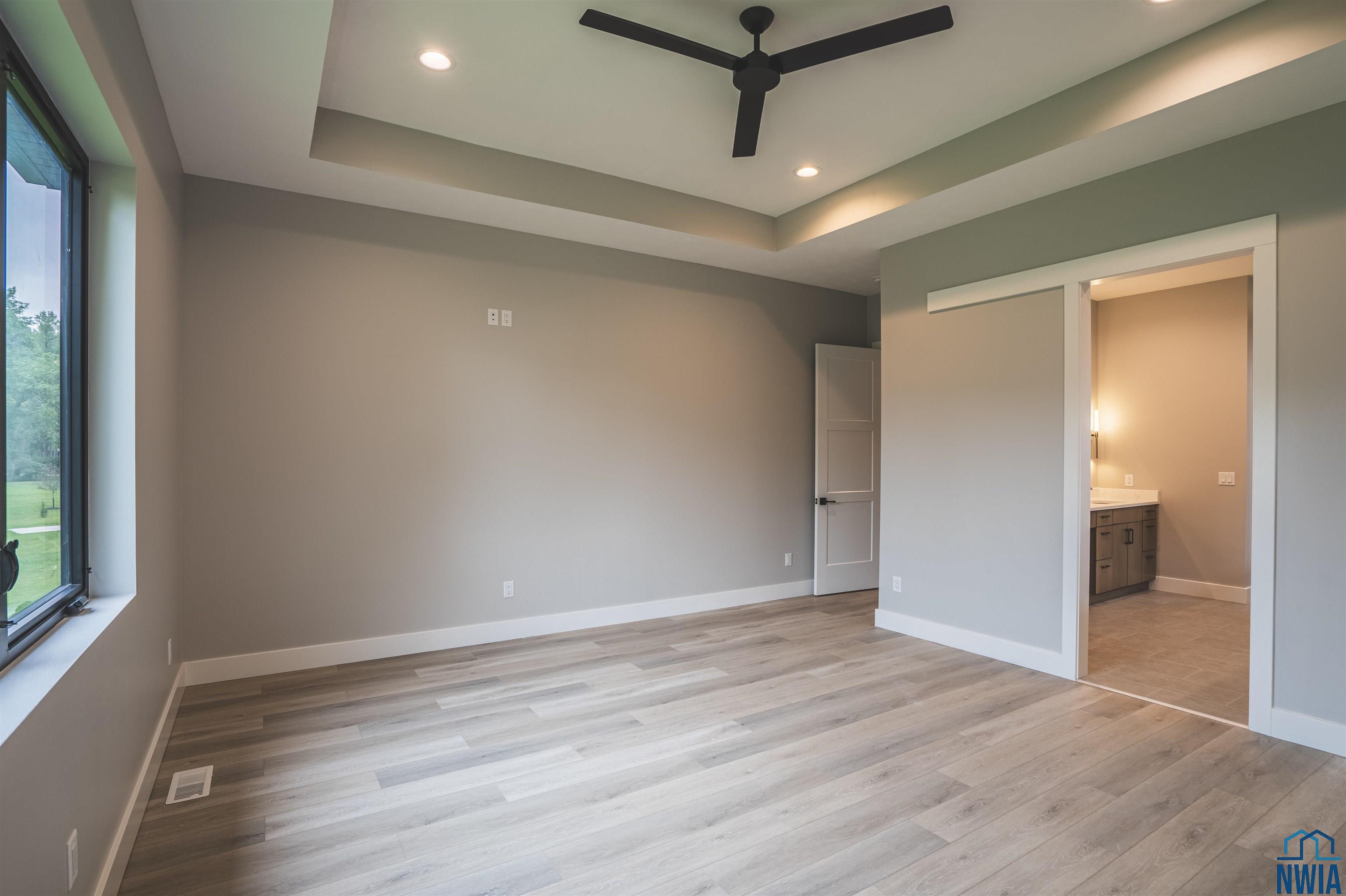 MLS #825862