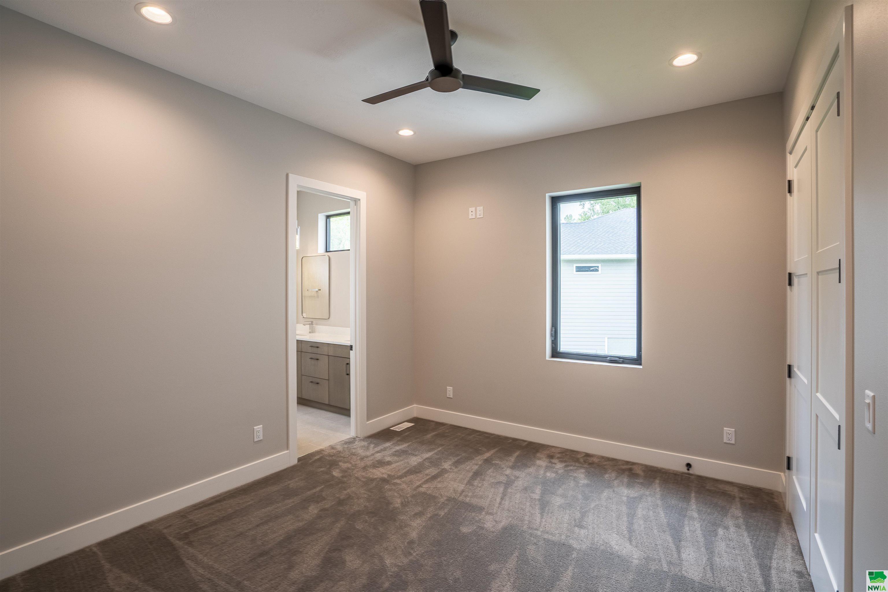 MLS #825862