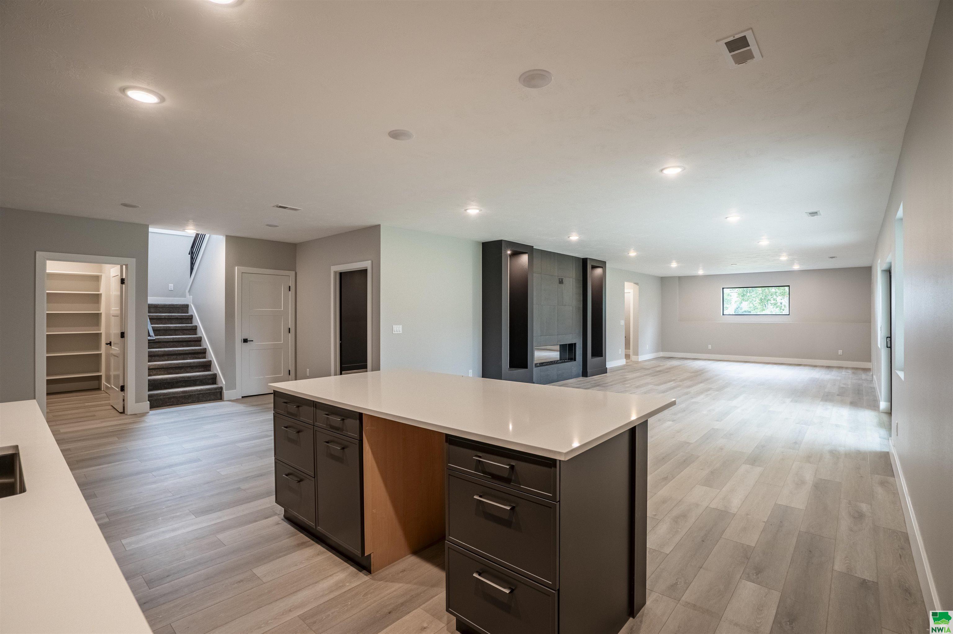 MLS #825862
