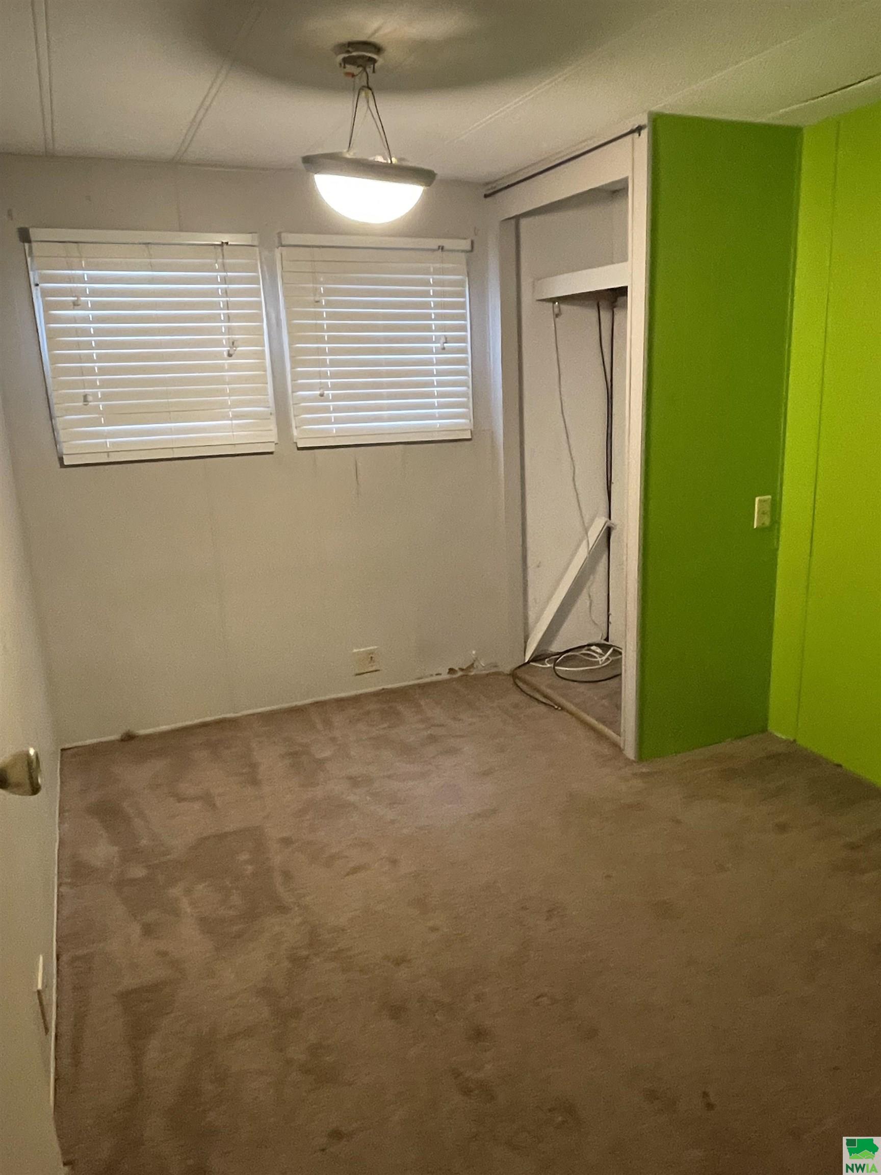 MLS #825871