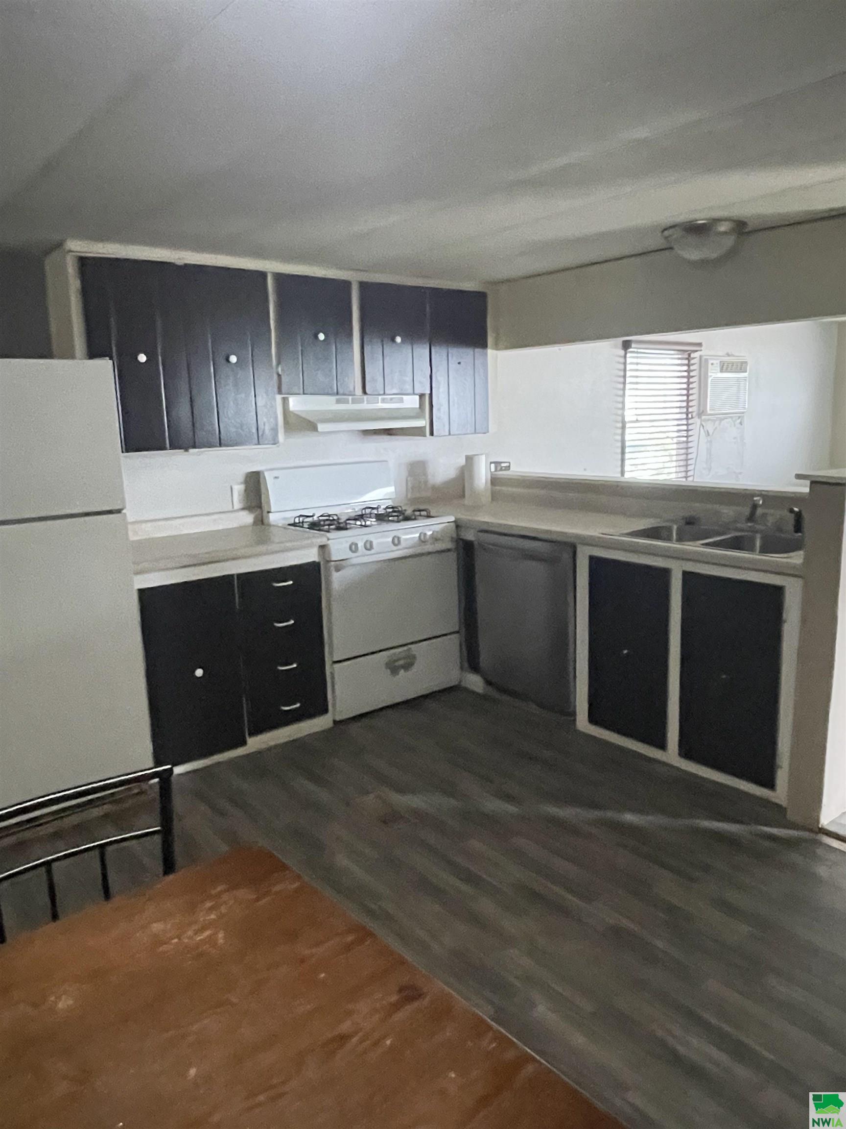 MLS #825871