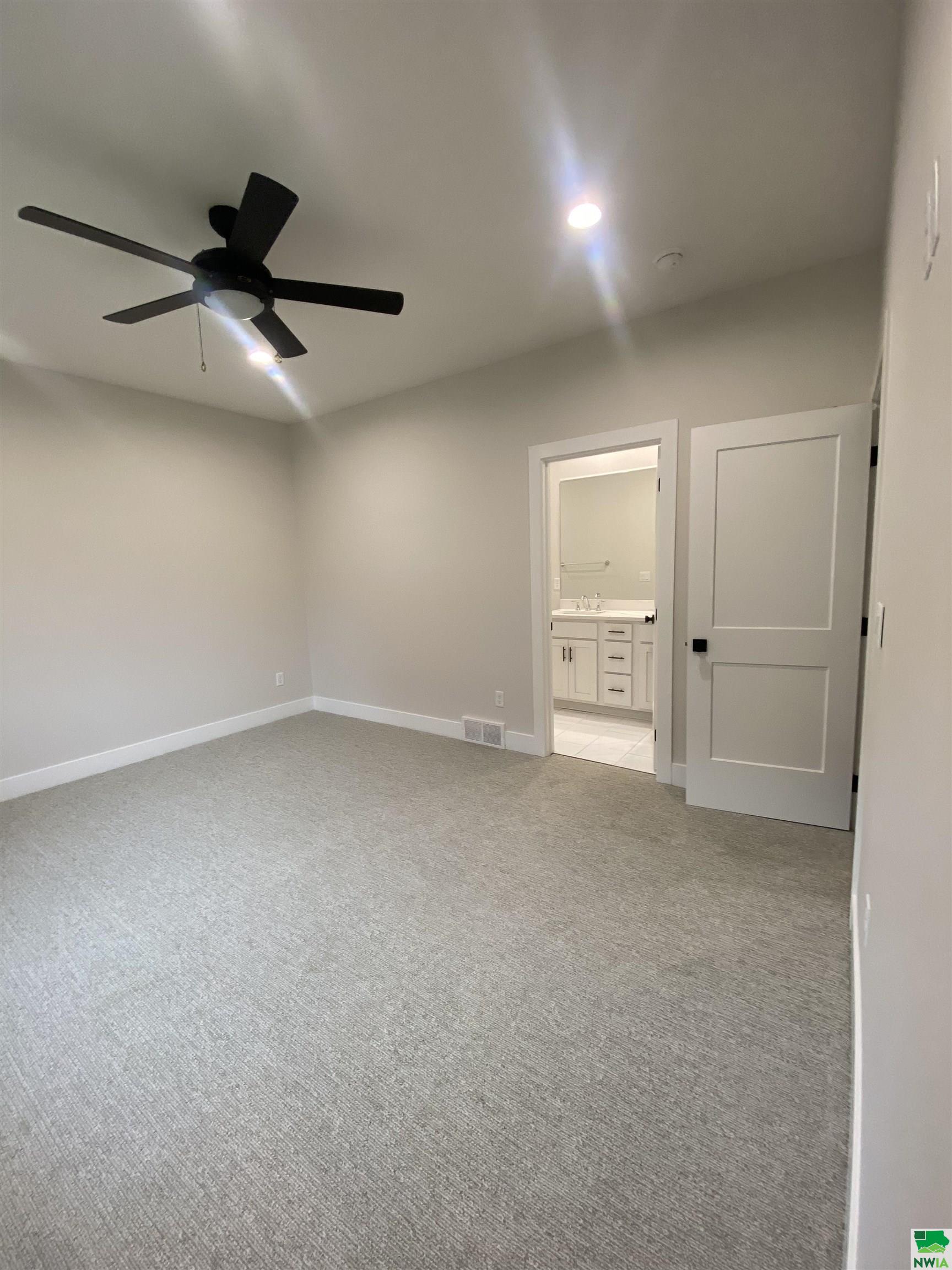 MLS #825876