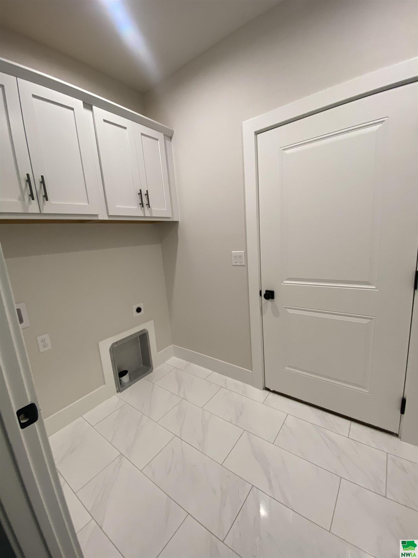 MLS #825876