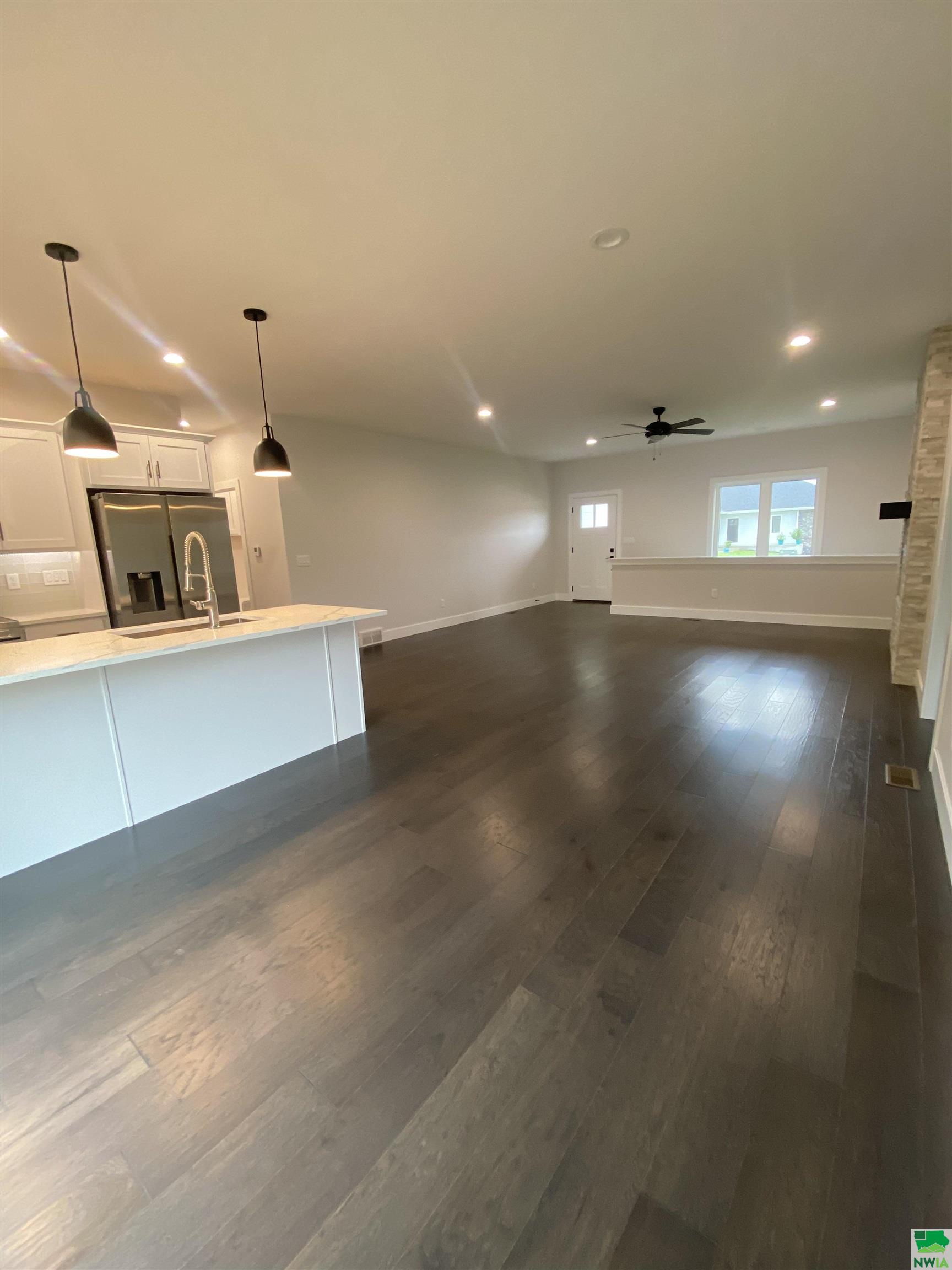 MLS #825876