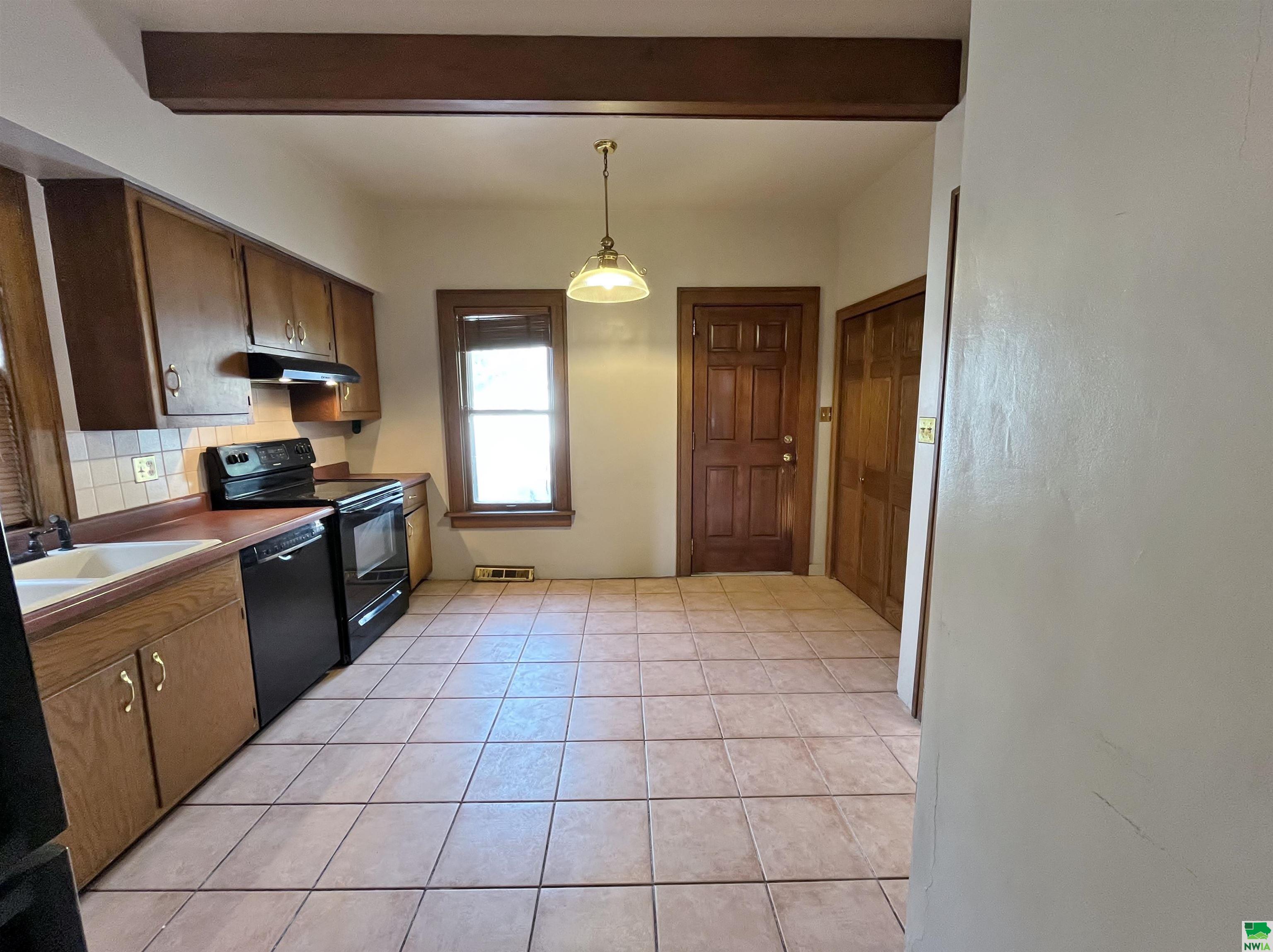 MLS #825924