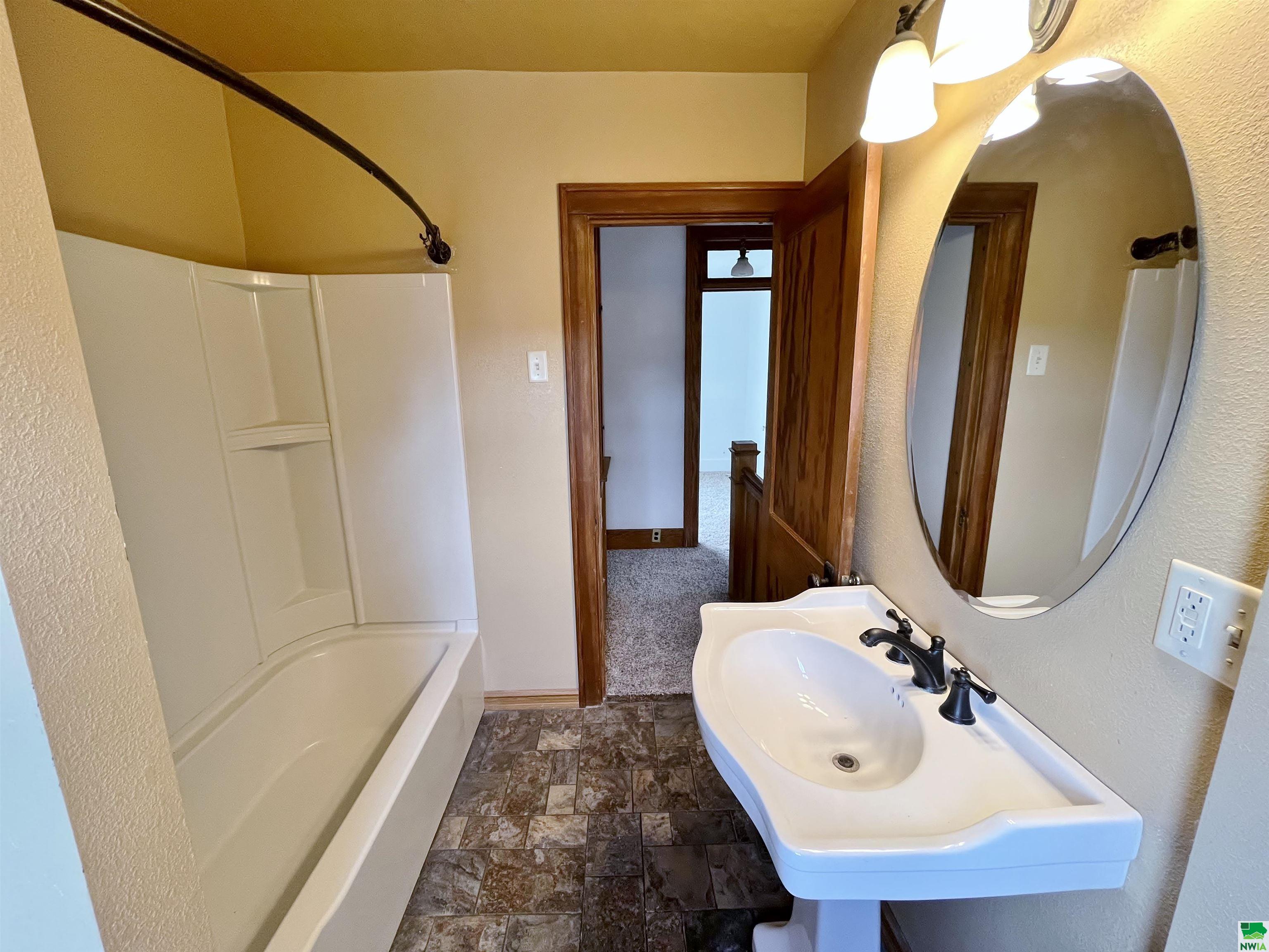 MLS #825924