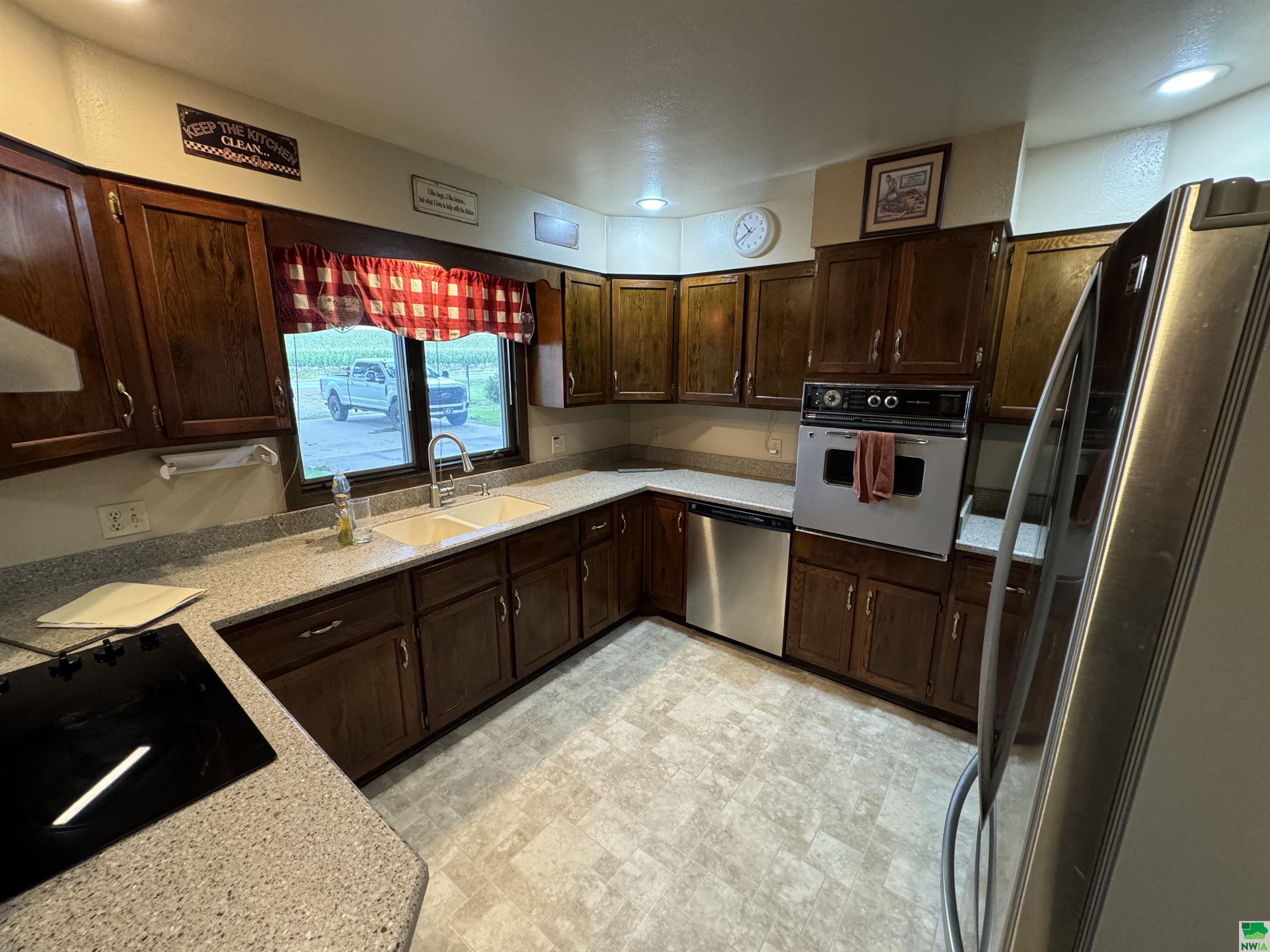 MLS #825953
