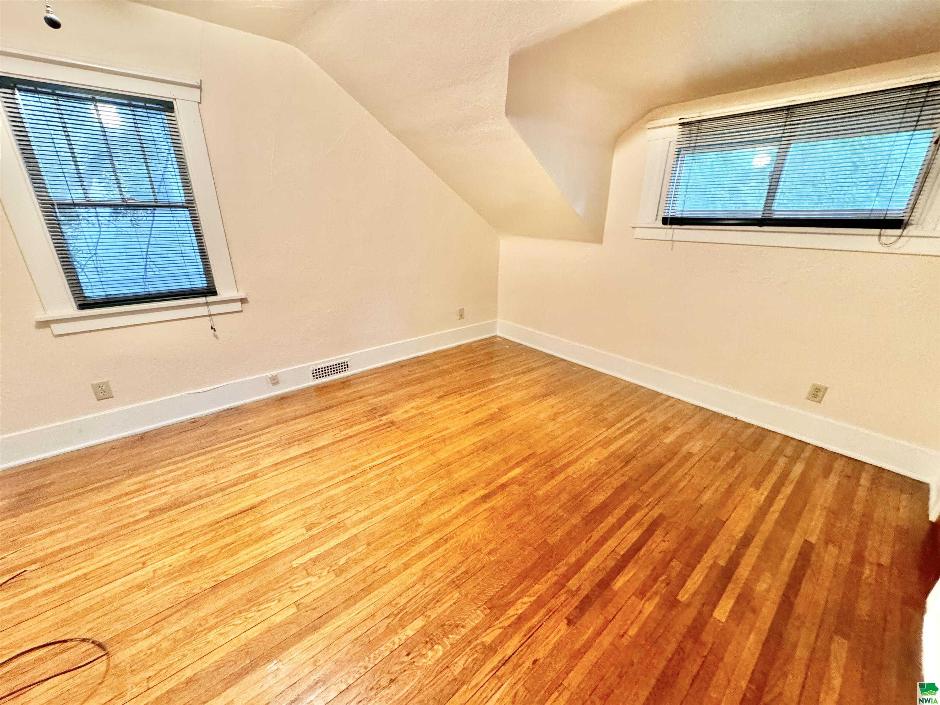 MLS #825958