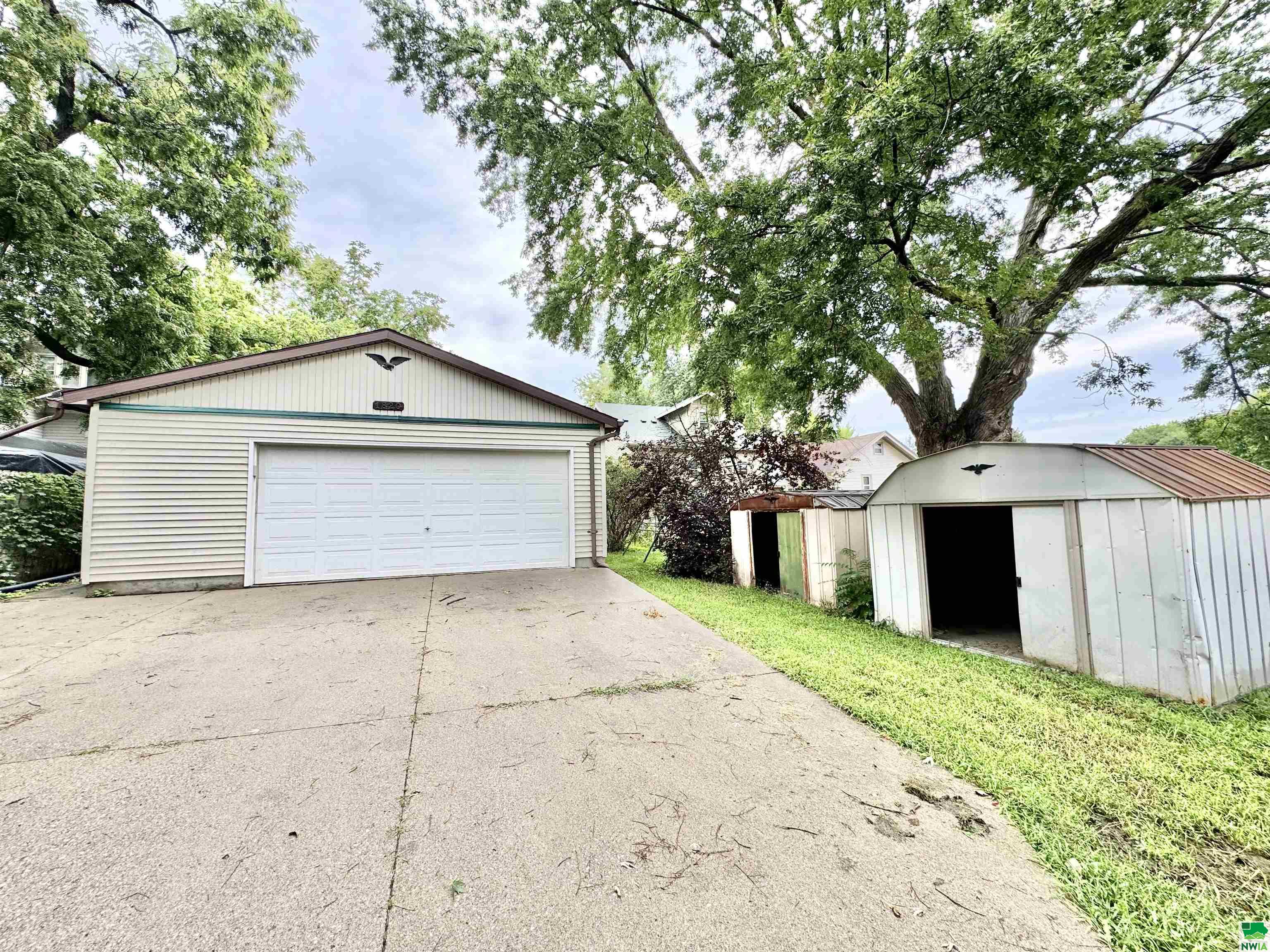MLS #825958