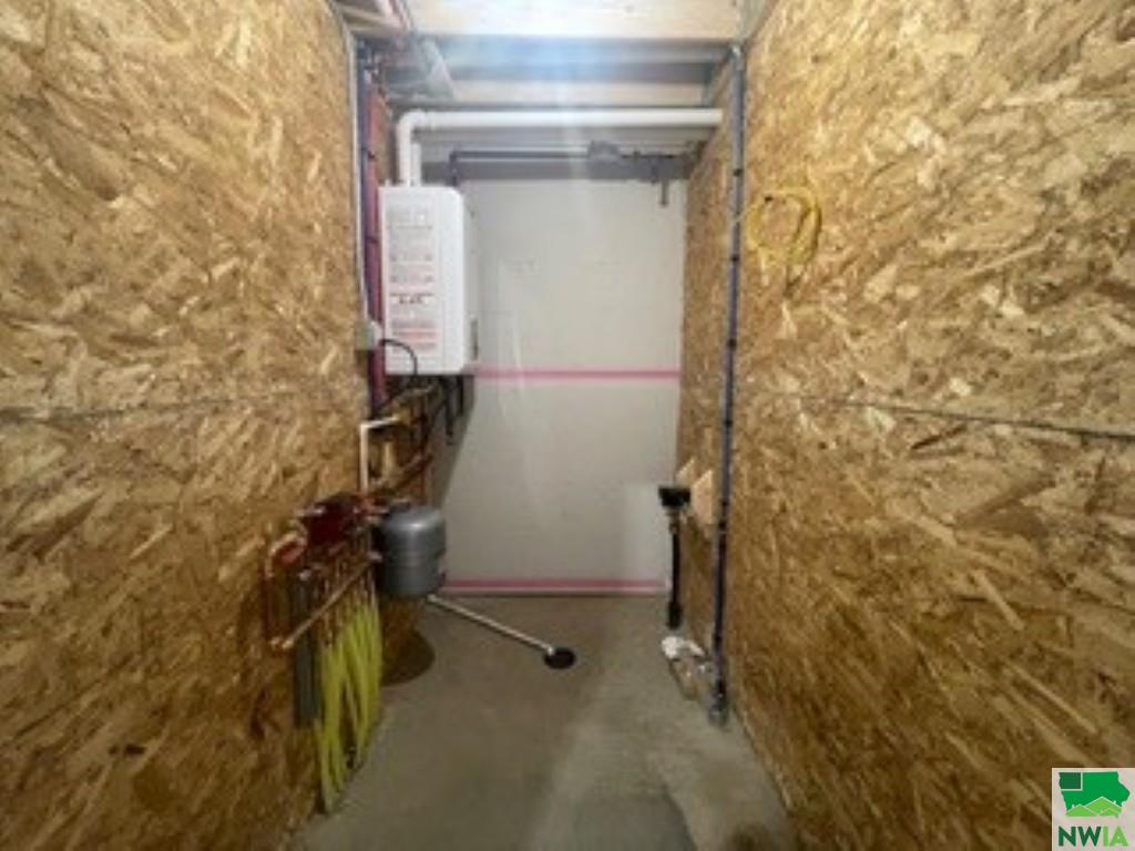 MLS #825963