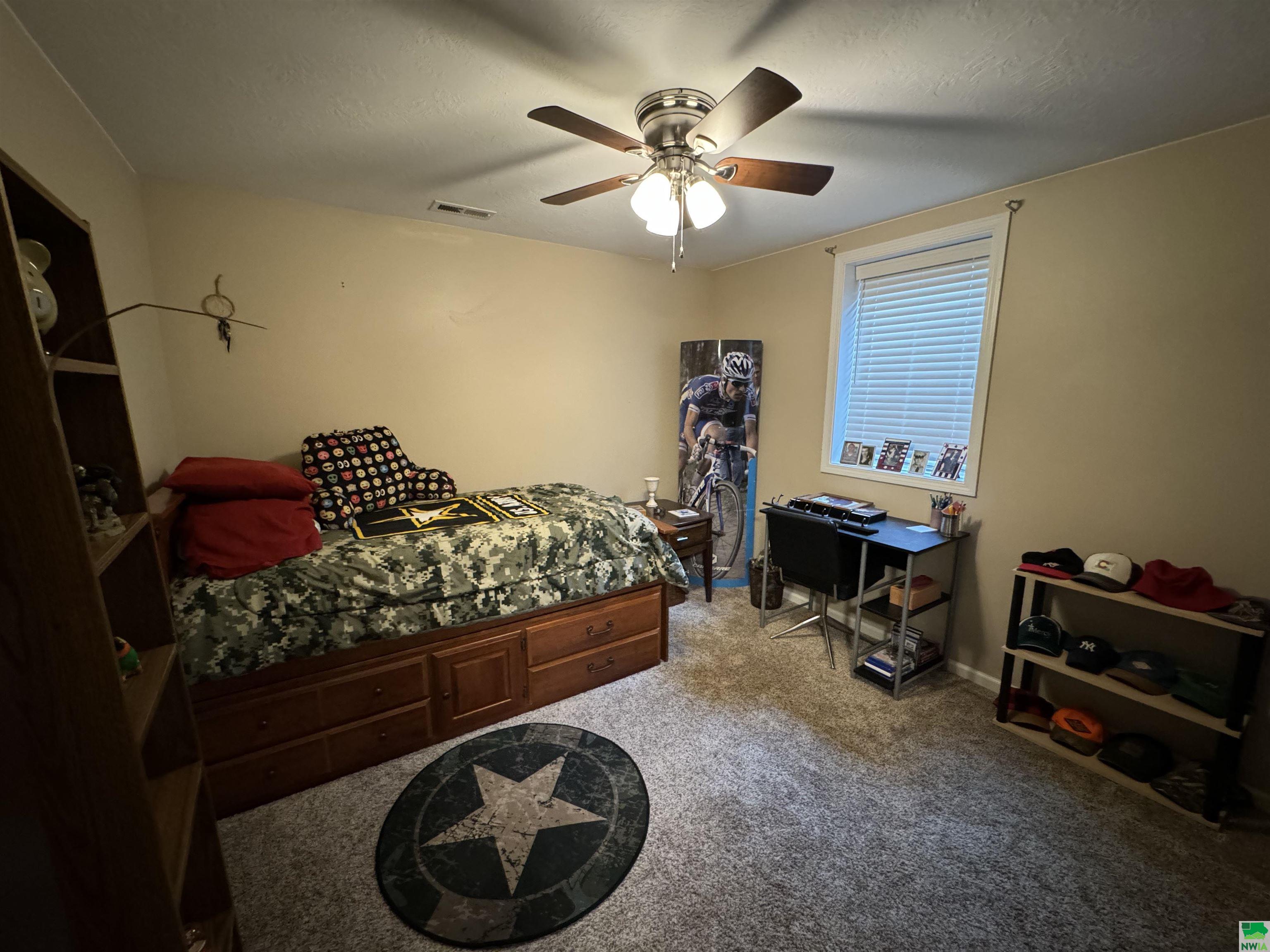MLS #825977