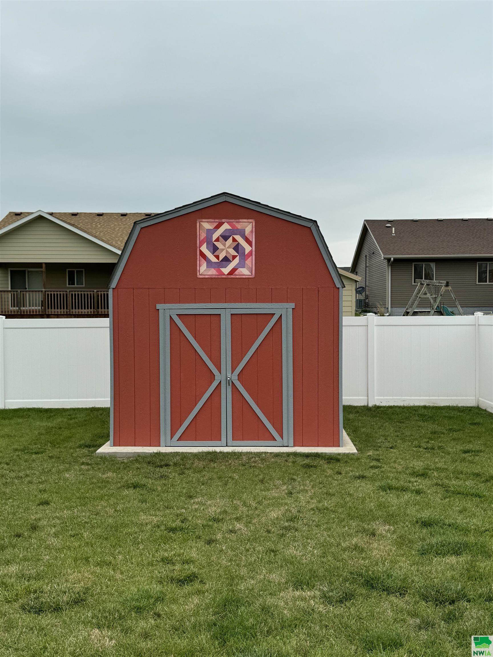 MLS #825977