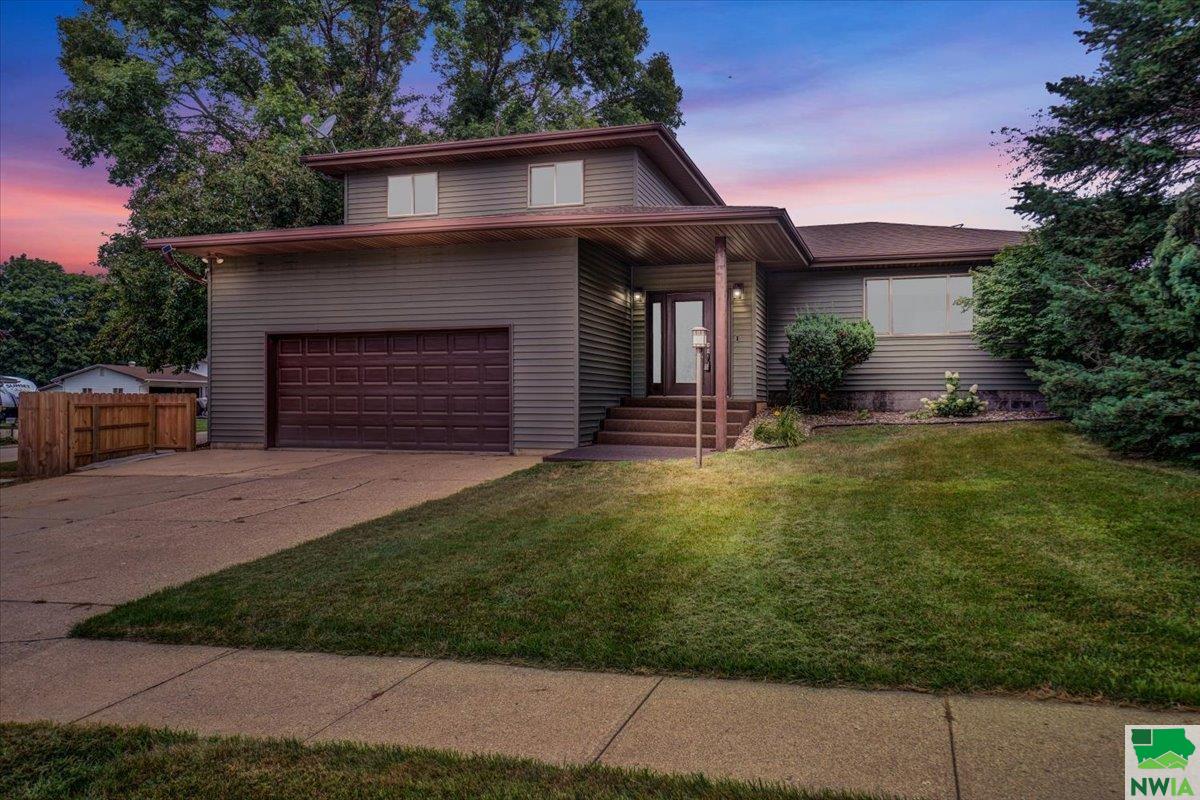 55 Laura Drive, LeMars, IA 51031 