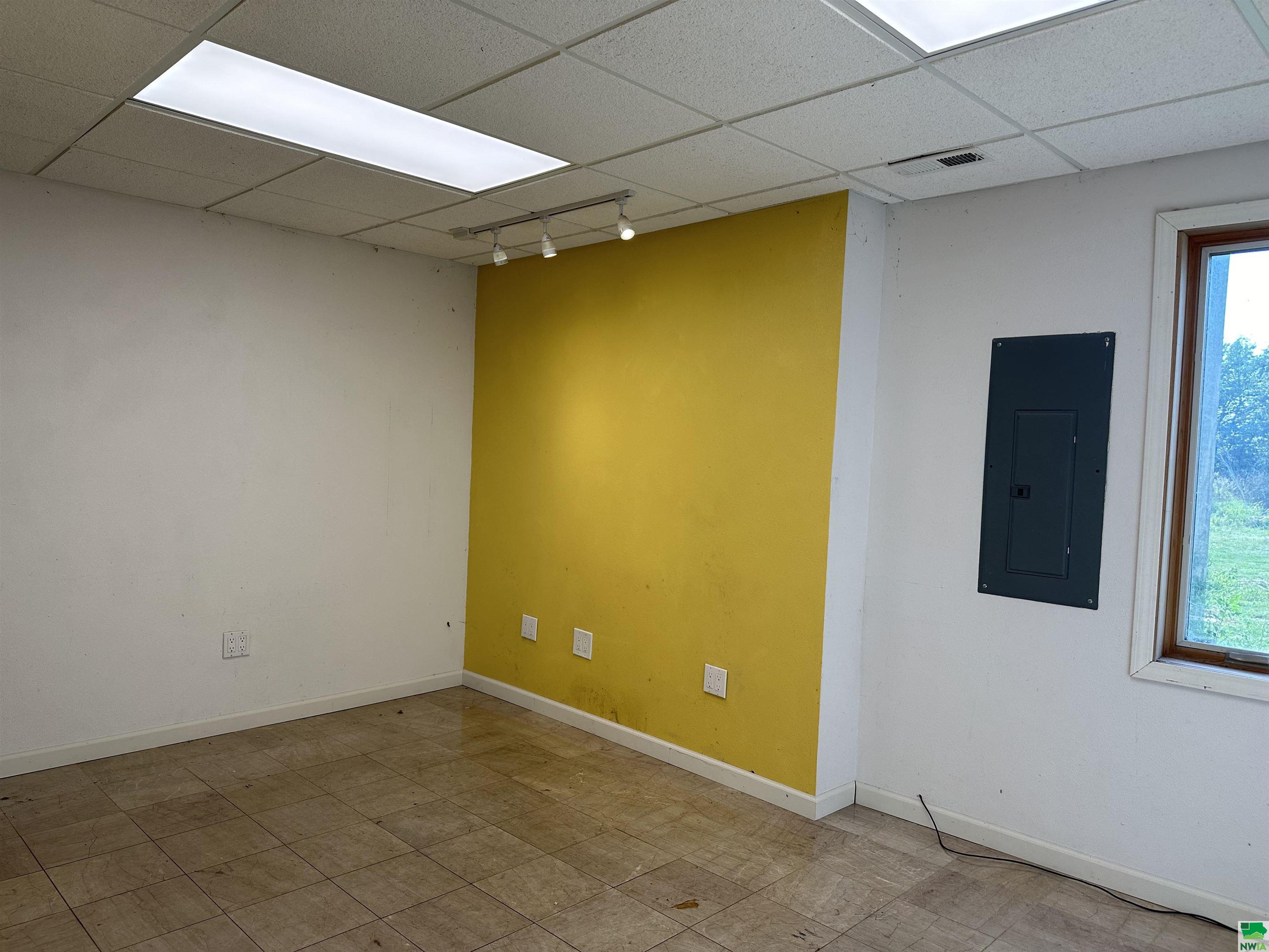 MLS #826005