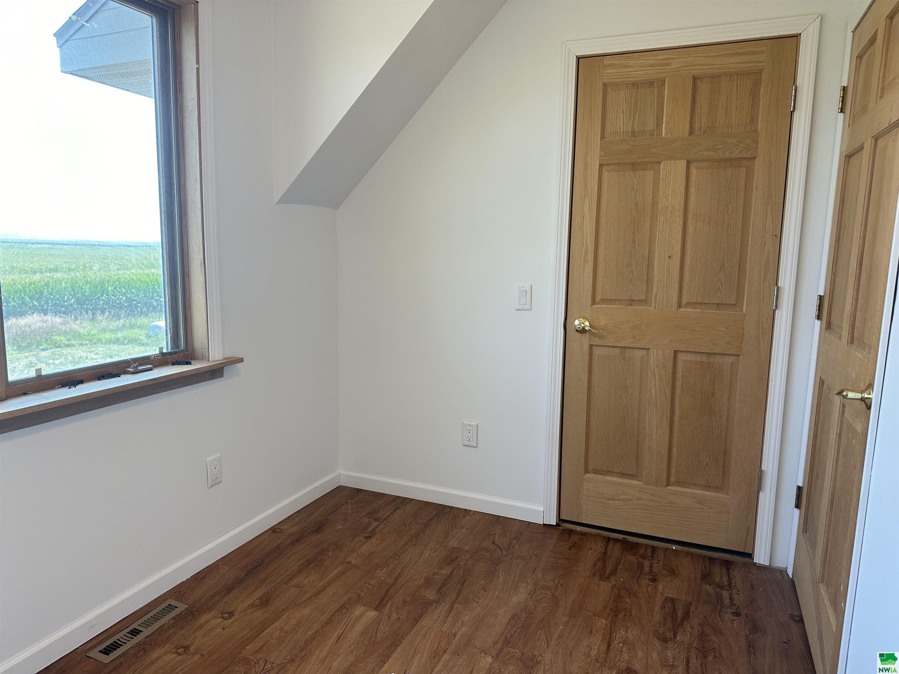 MLS #826005