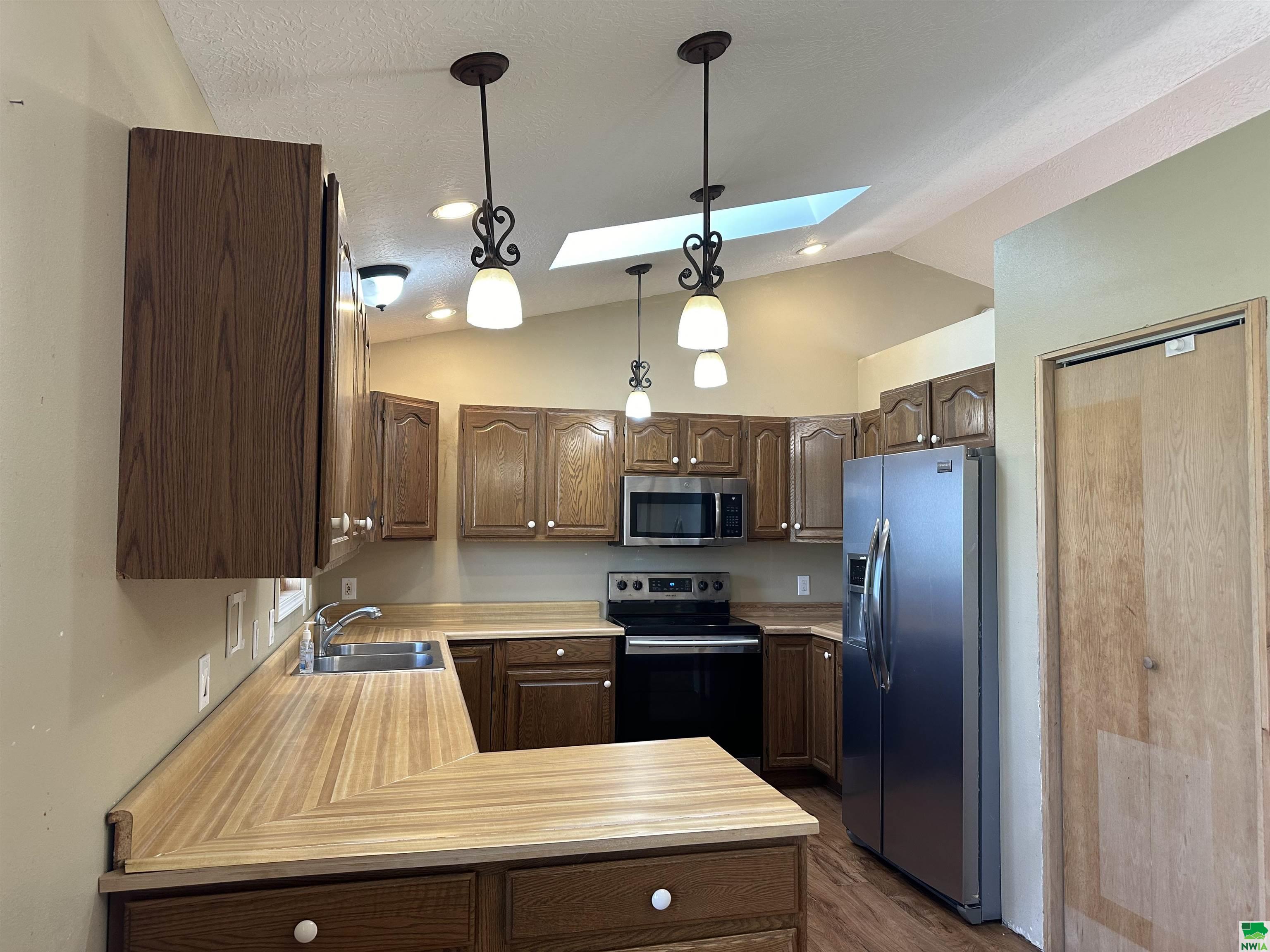 MLS #826005