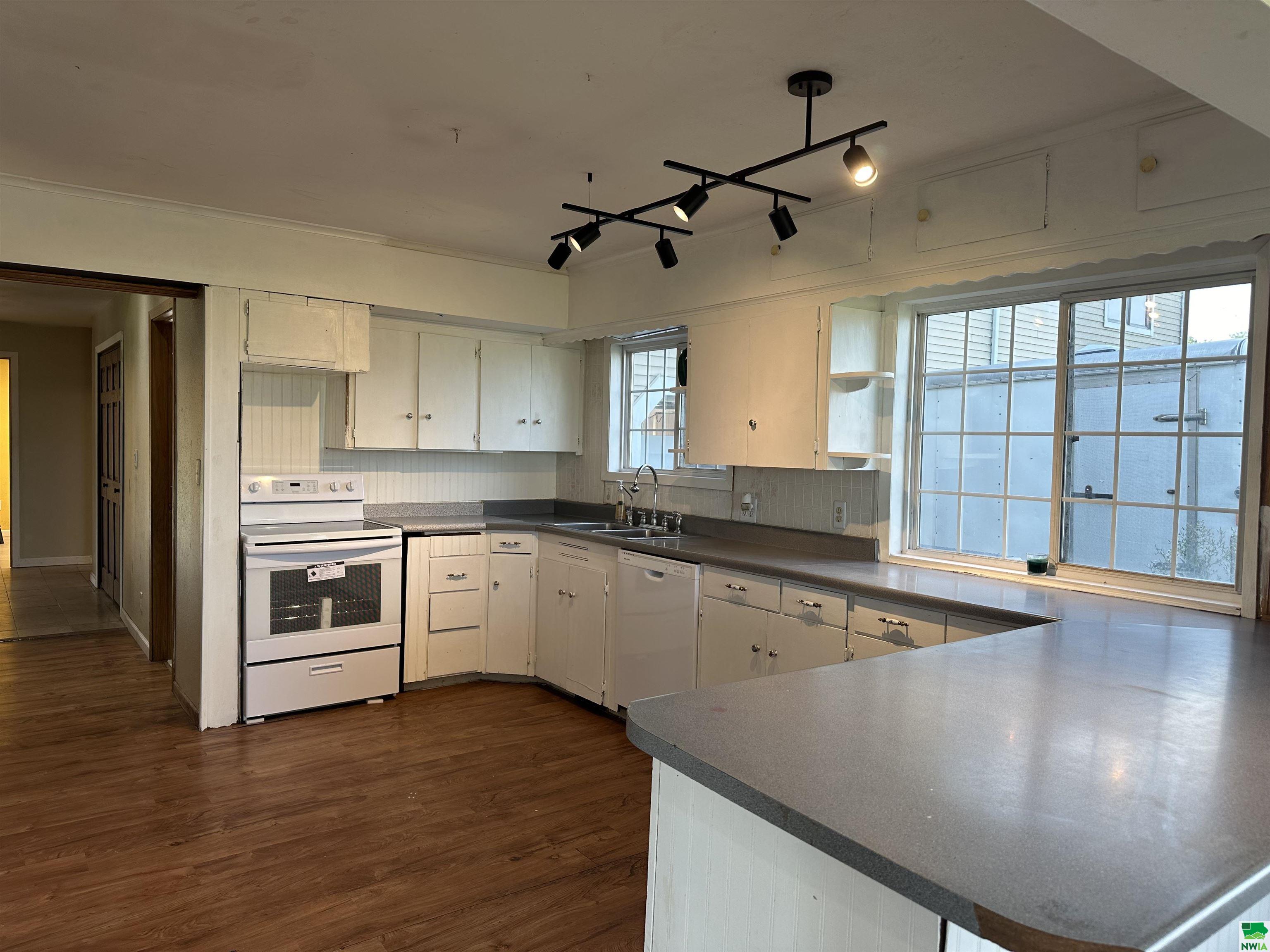 MLS #826005