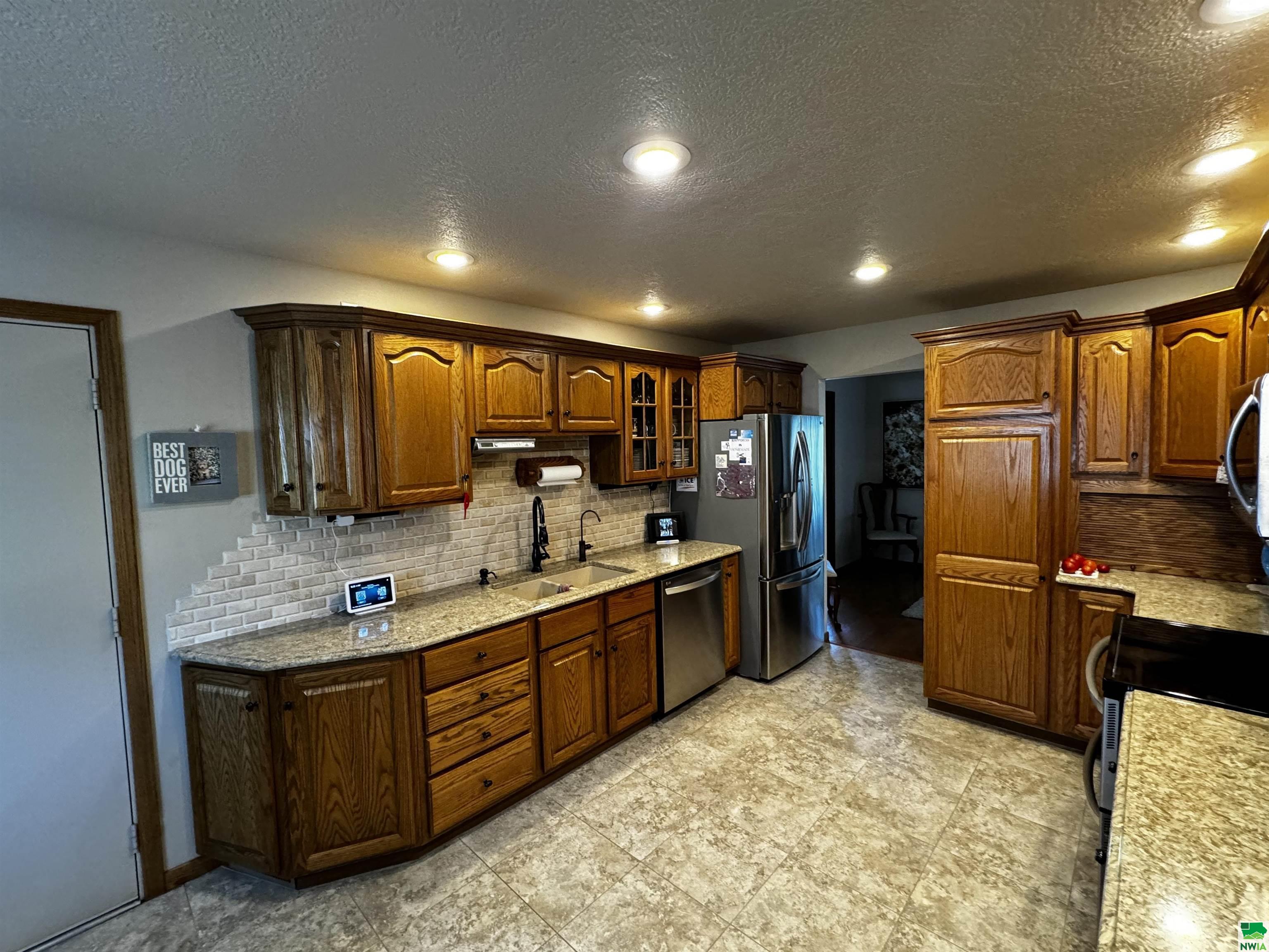 MLS #826022