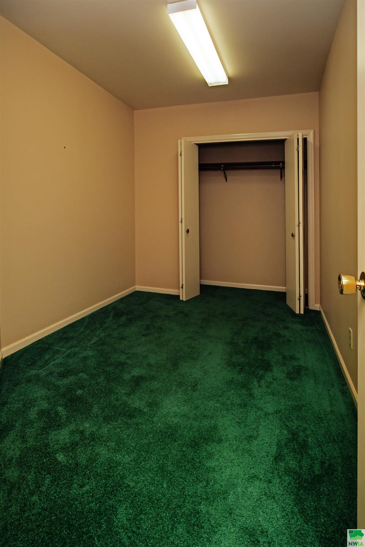 MLS #826030